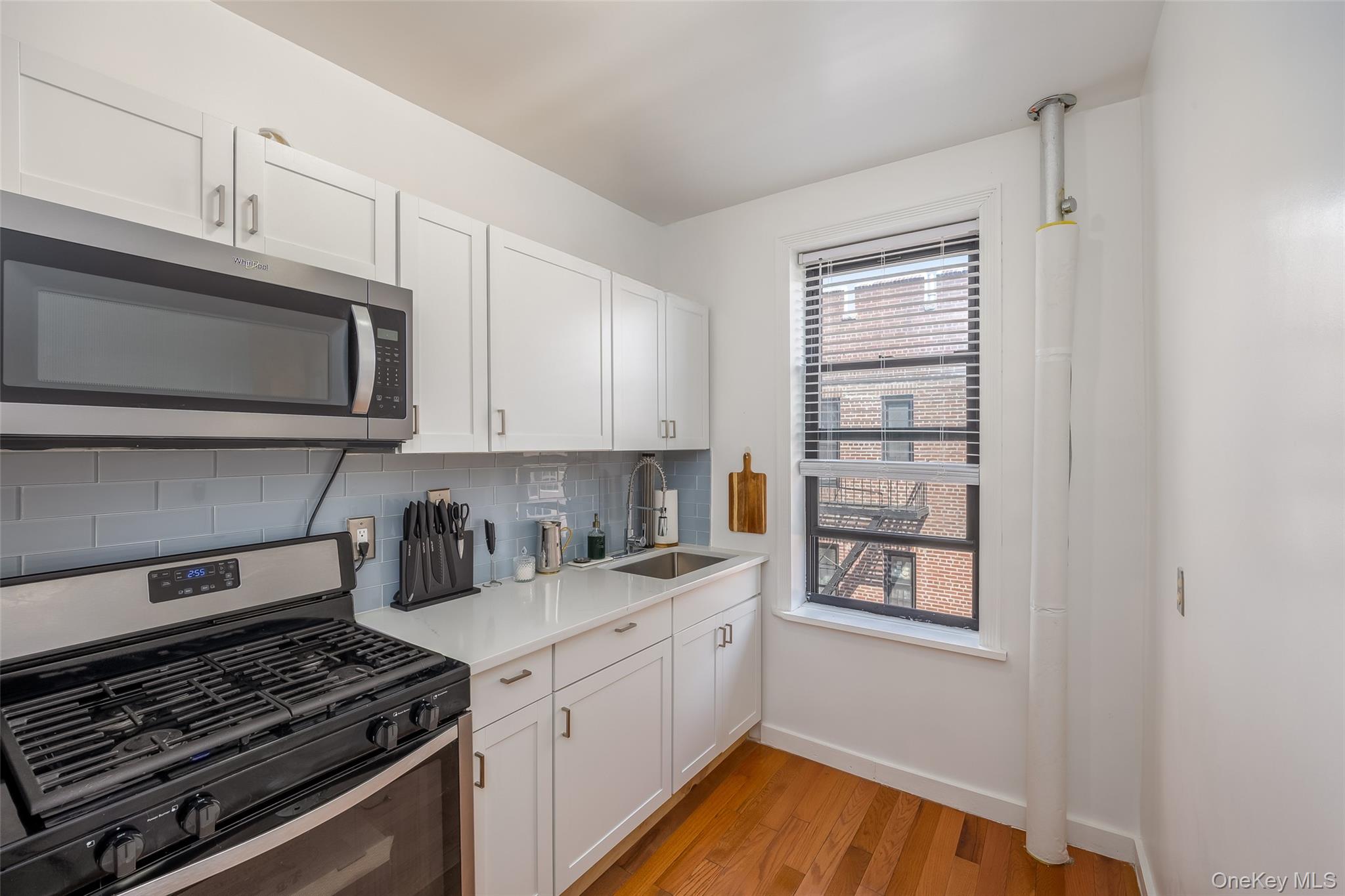 910 Dinsmore Avenue – For Sale photo 13