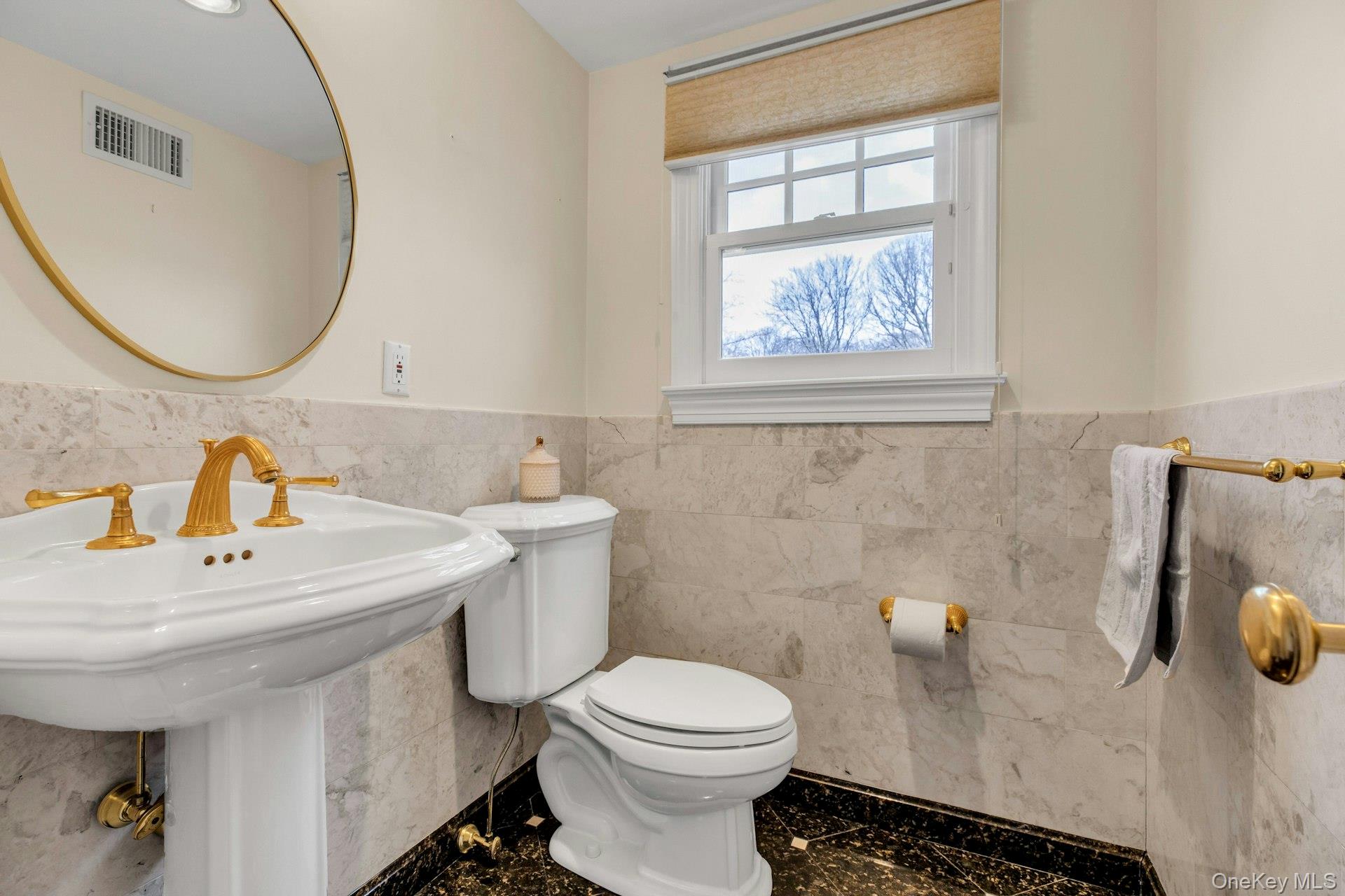 10 Redmond Lane – For Sale photo 31