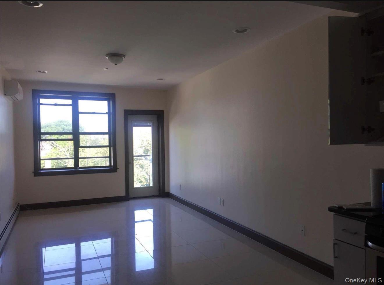 4226 147th Street, Unit 4A photo 3