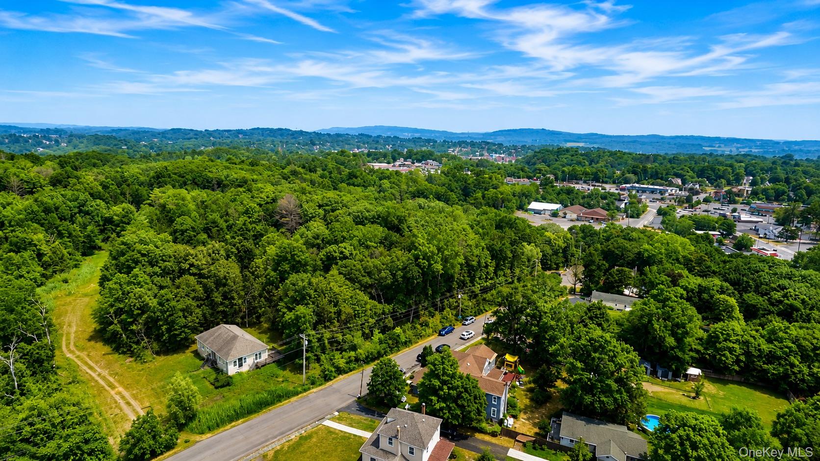 15 Deer Run West – For Sale photo 12