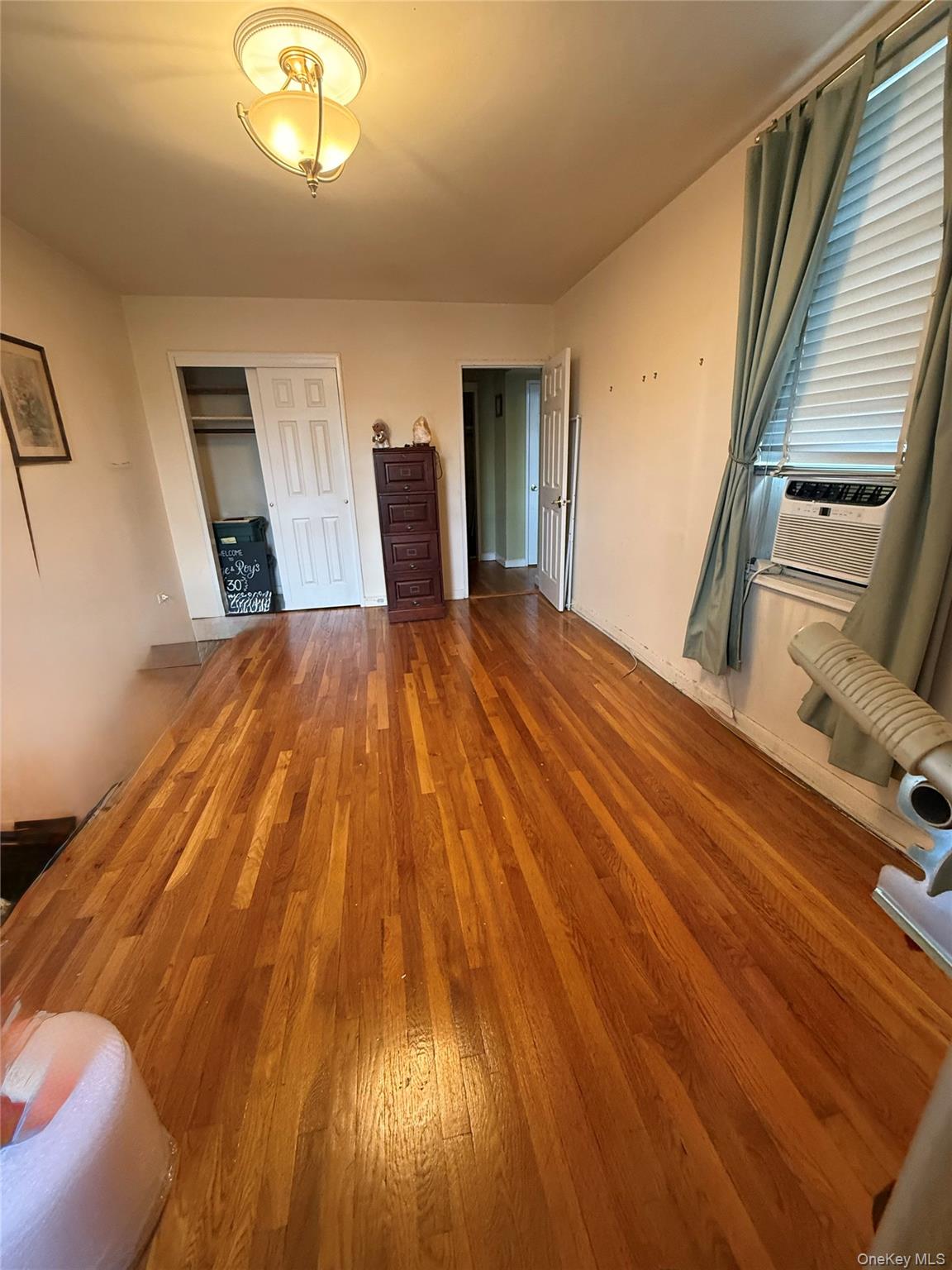 1425 Thieriot Avenue, Unit 6M photo 5