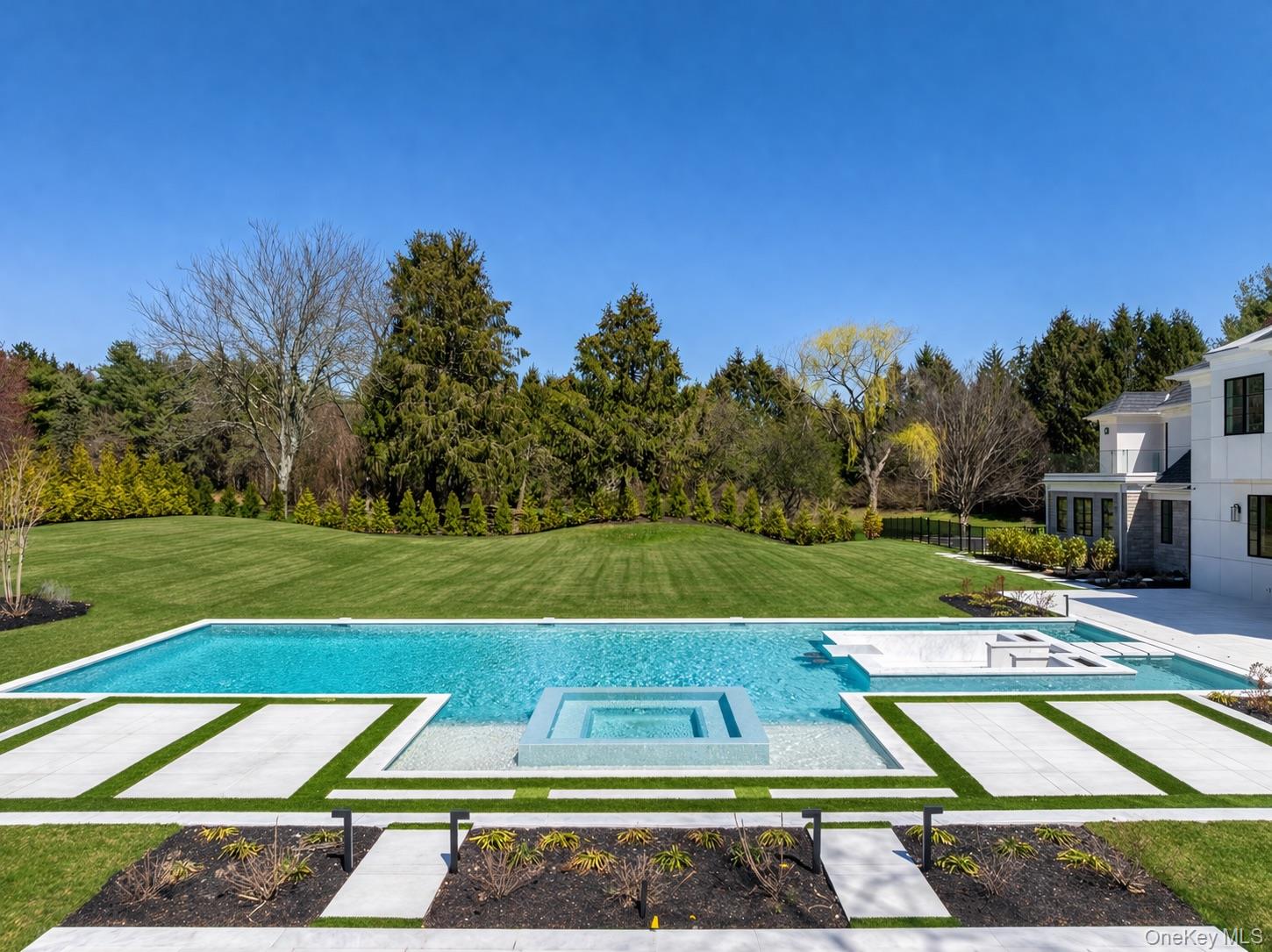 30 Evans Drive – For Sale photo 14
