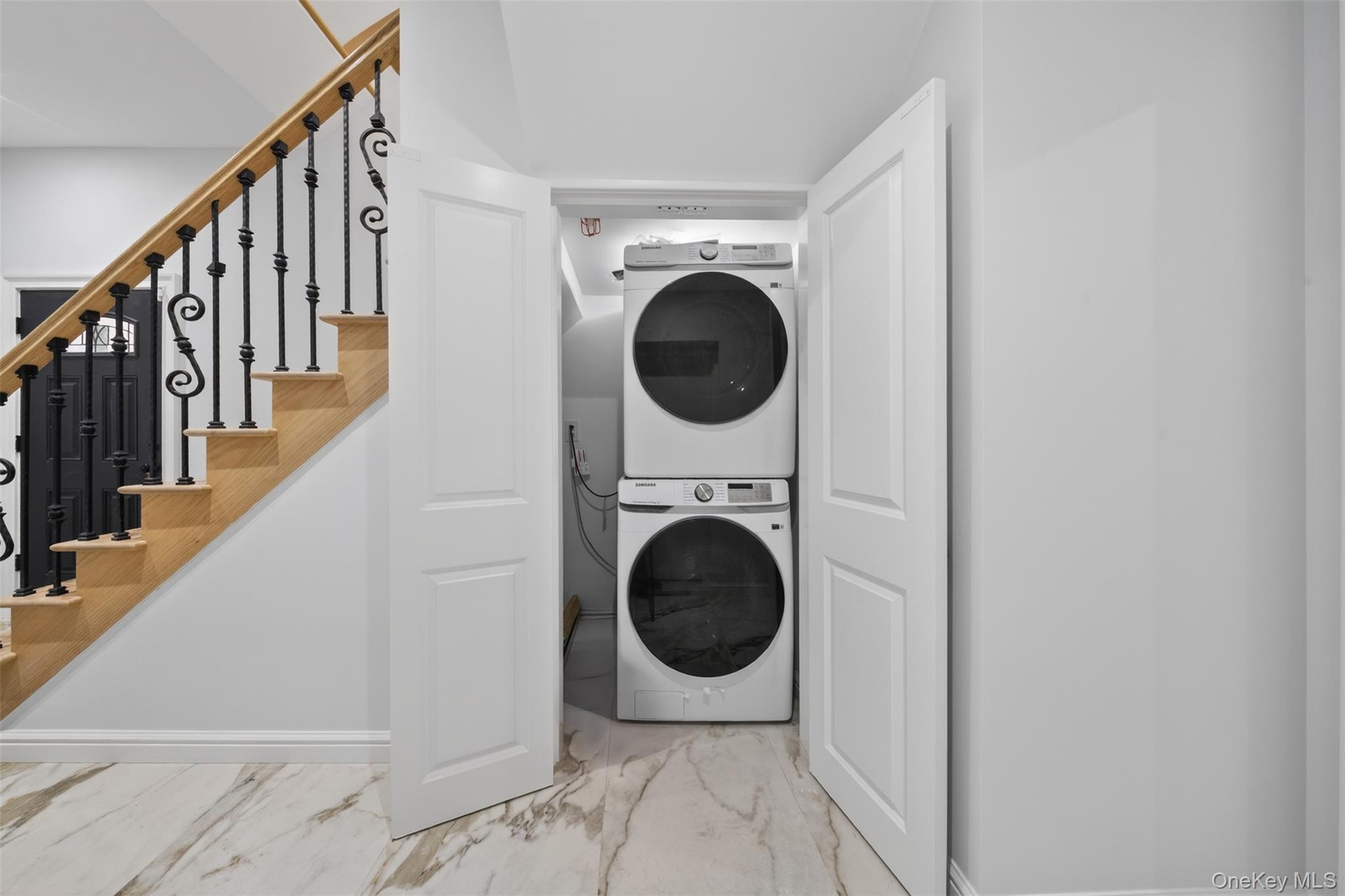 14-05 133RD Place – For Sale photo 24