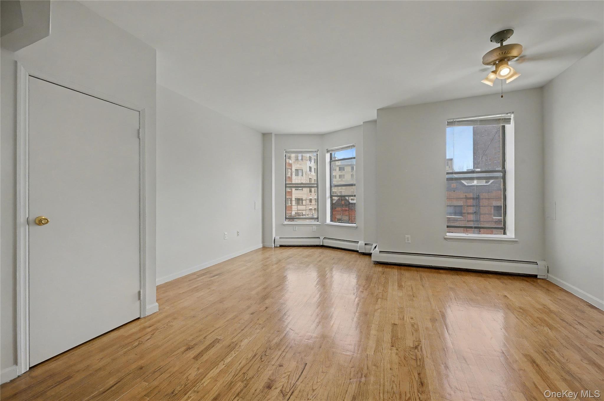 49 Bradhurst Avenue – For Sale photo 27