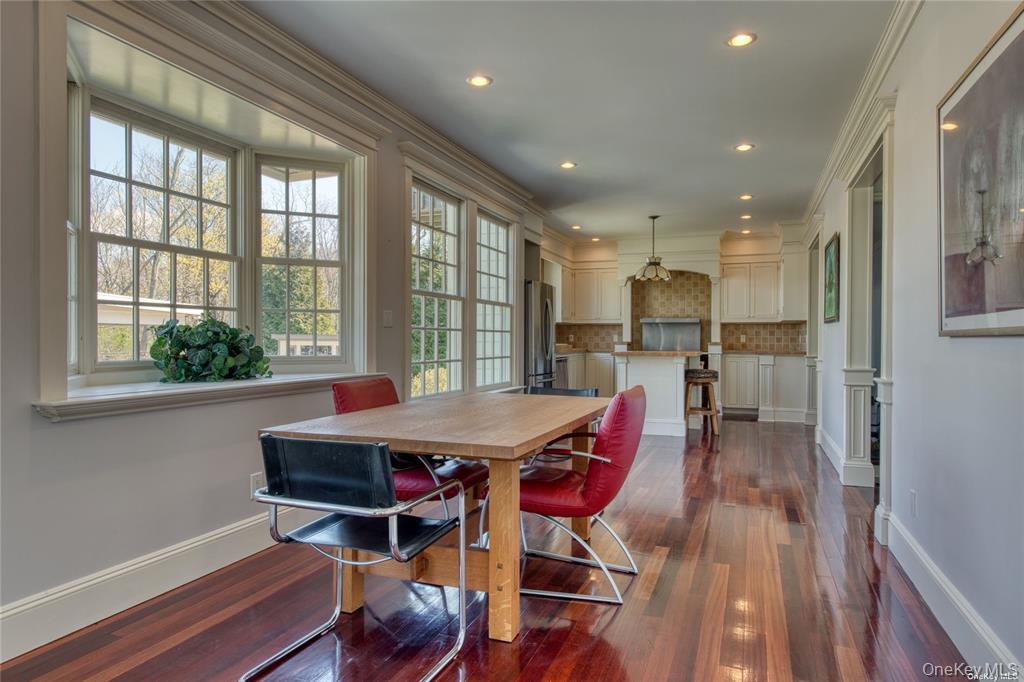 11003 Main Road – For Rent photo 9