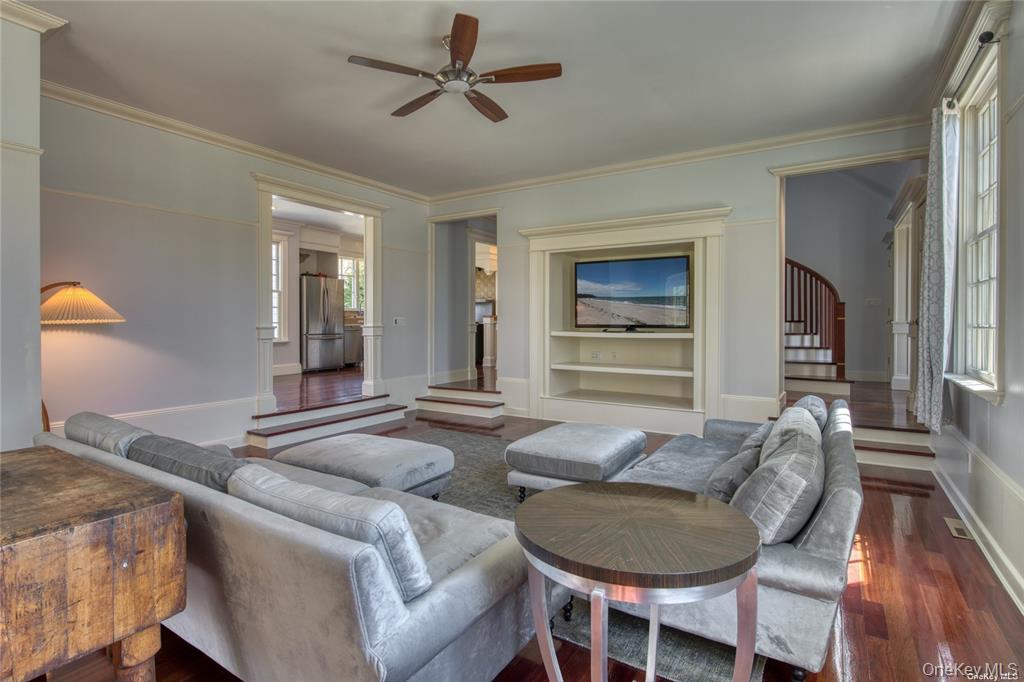 11003 Main Road – For Rent photo 6