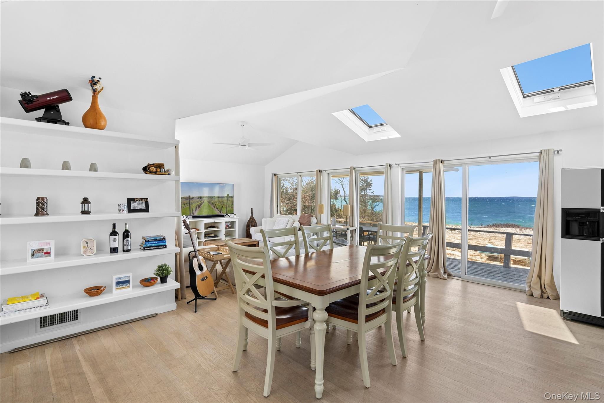 21 E Shore Drive – For Sale photo 6