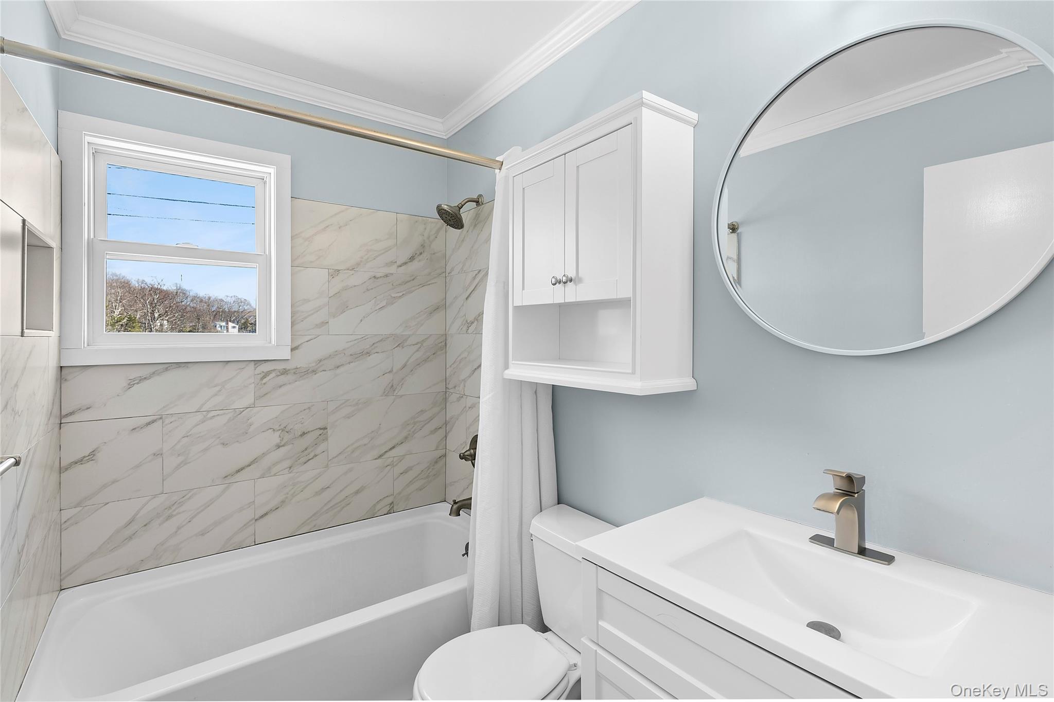 21 E Shore Drive – For Sale photo 13
