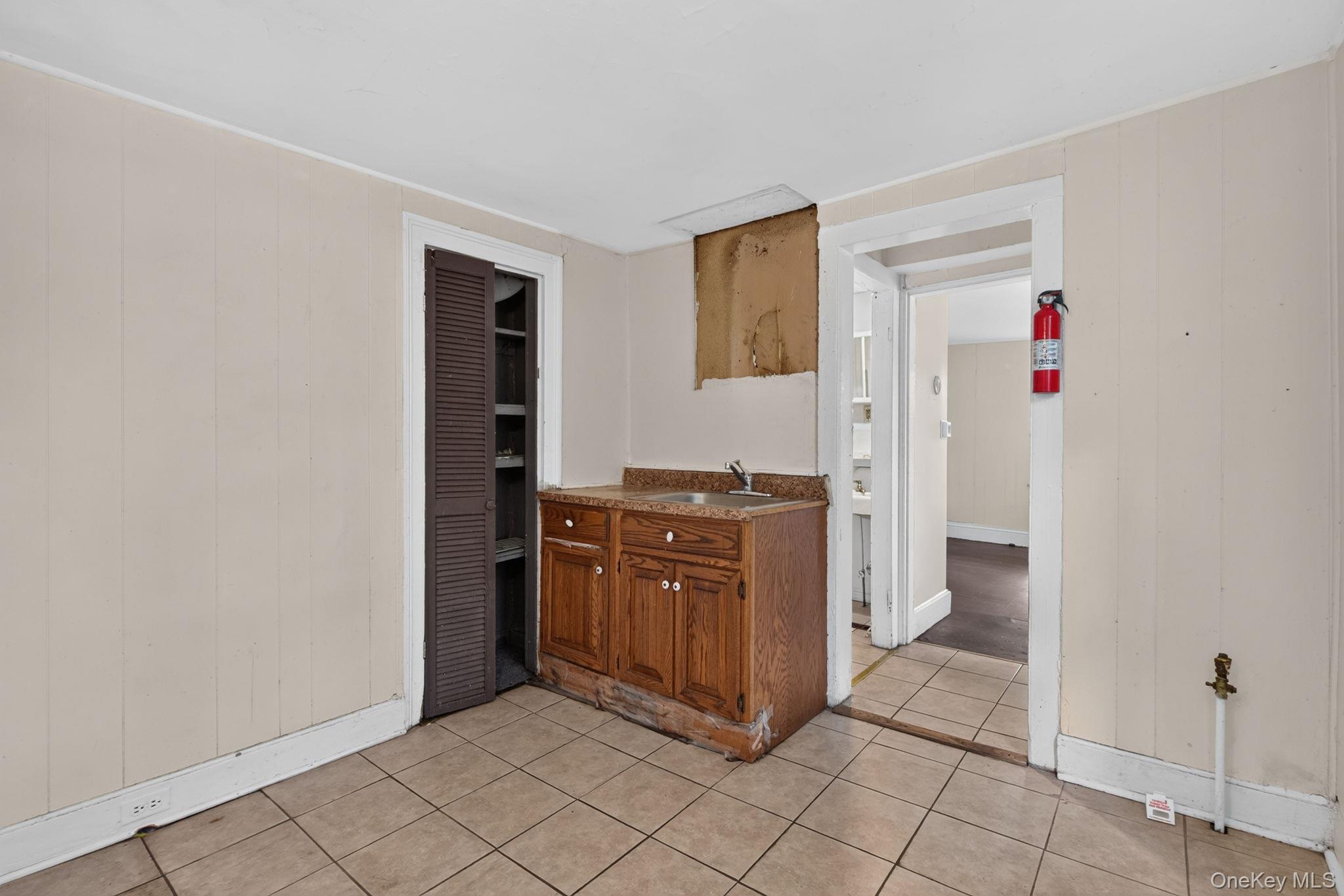 171 Greenkill Avenue – For Sale photo 2