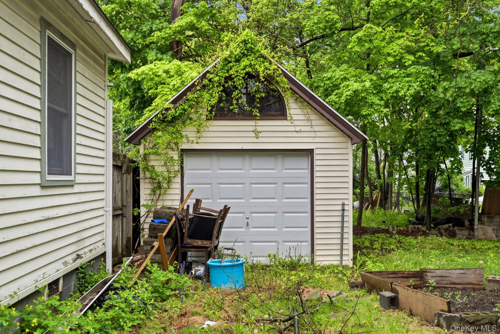 212 Ten Broeck Avenue – For Sale photo 26