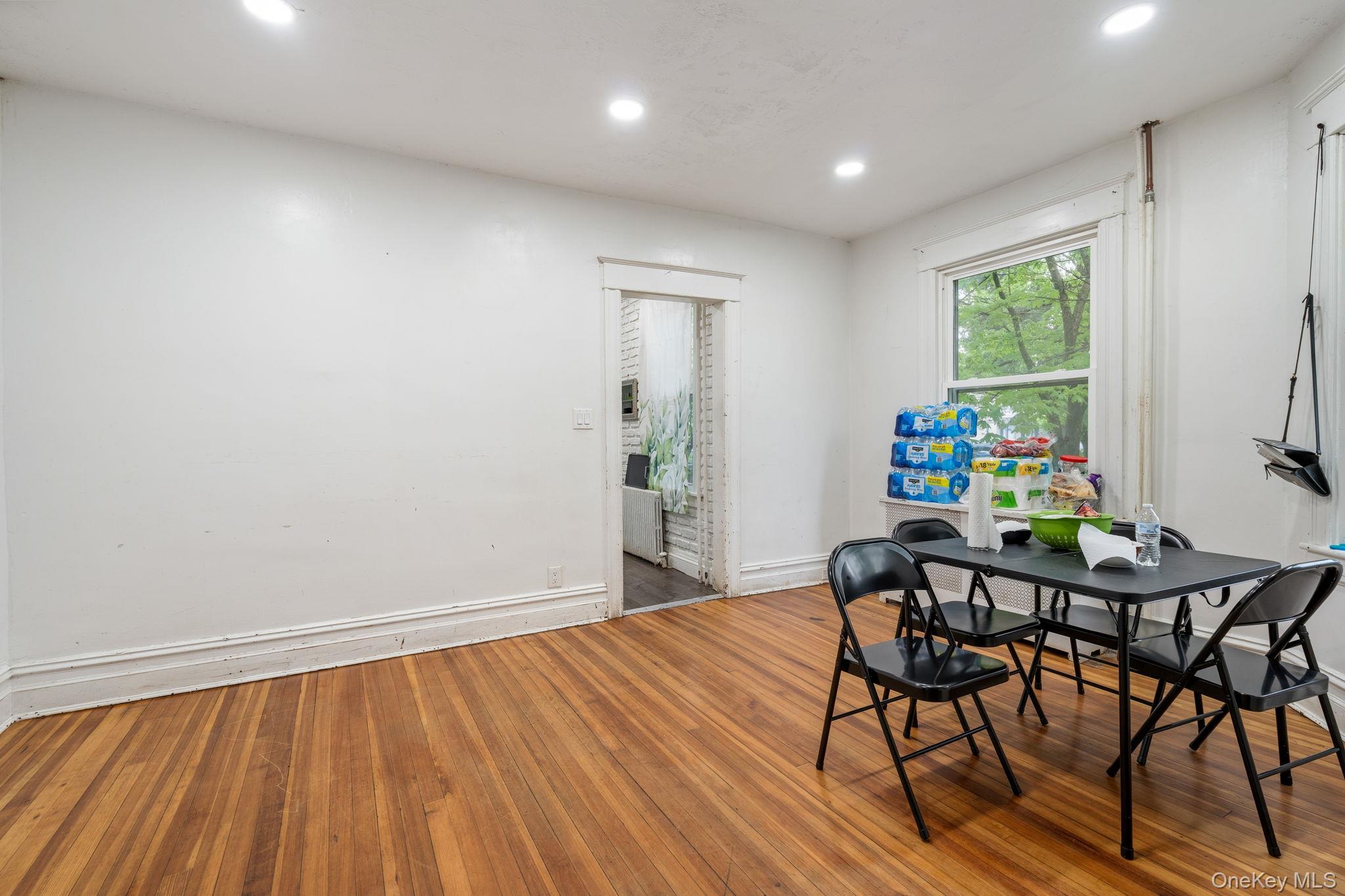 212 Ten Broeck Avenue – For Sale photo 4