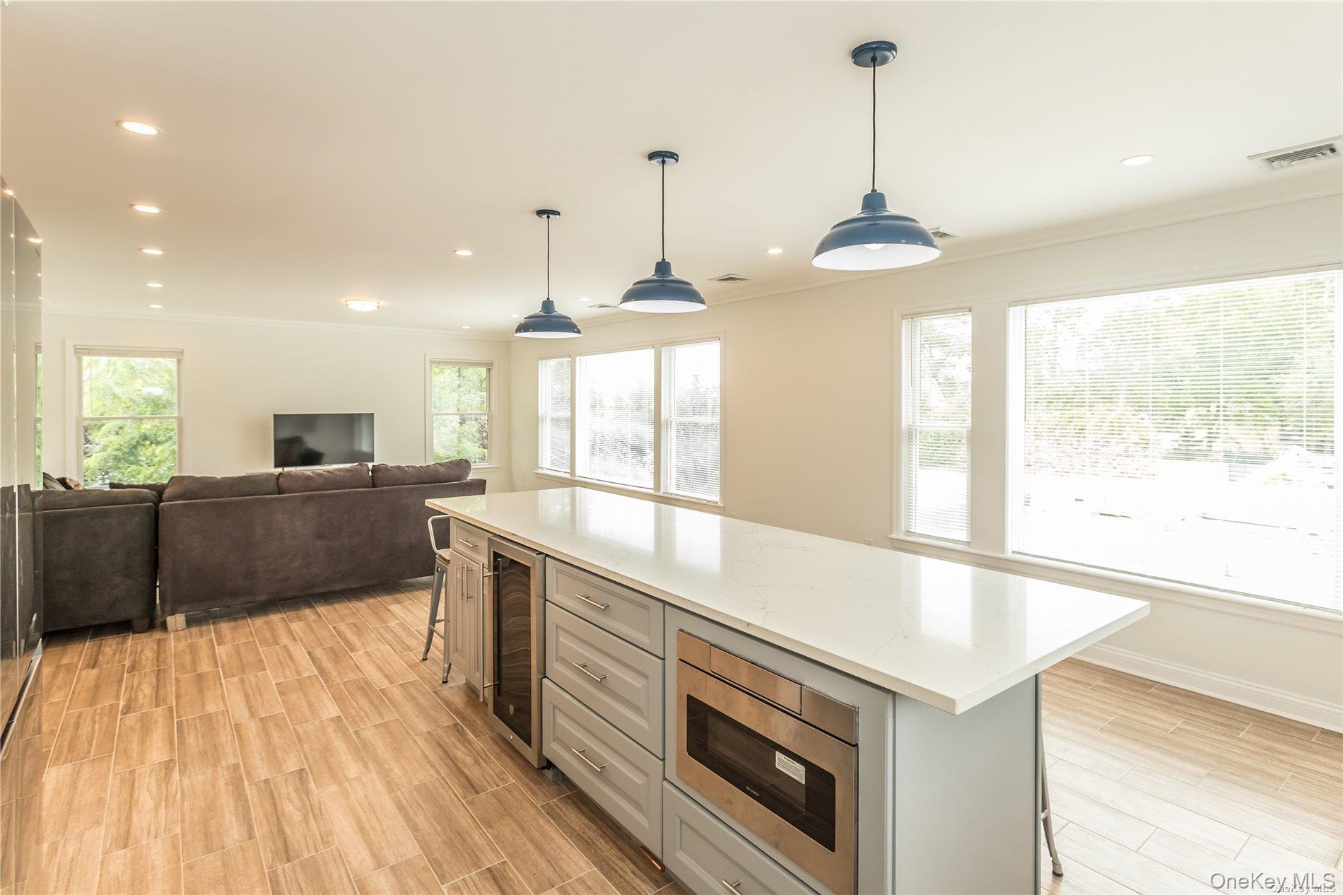 70 Sheridan Ave – For Rent photo 3