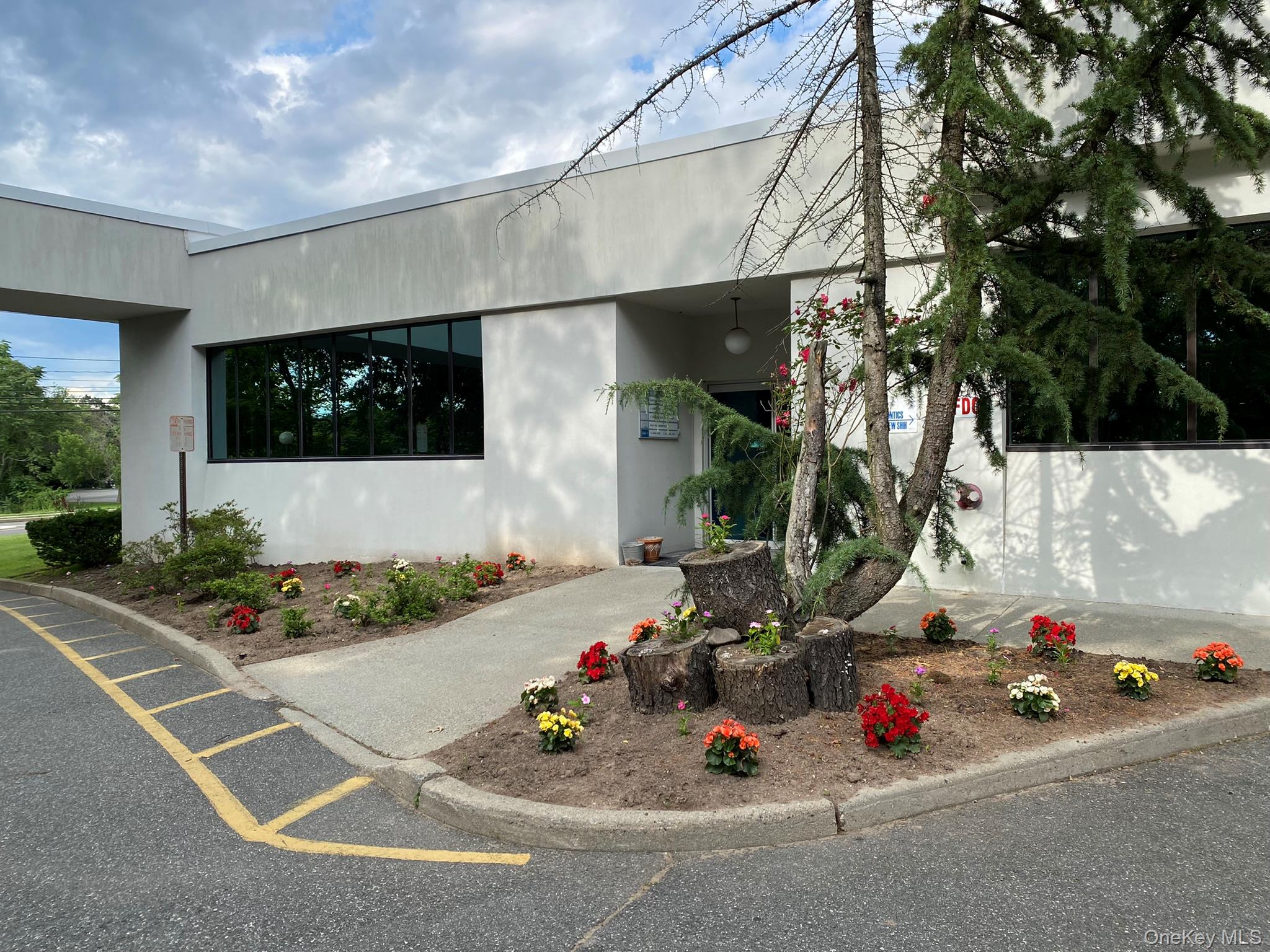79 Route 59, Unit 5 photo 3
