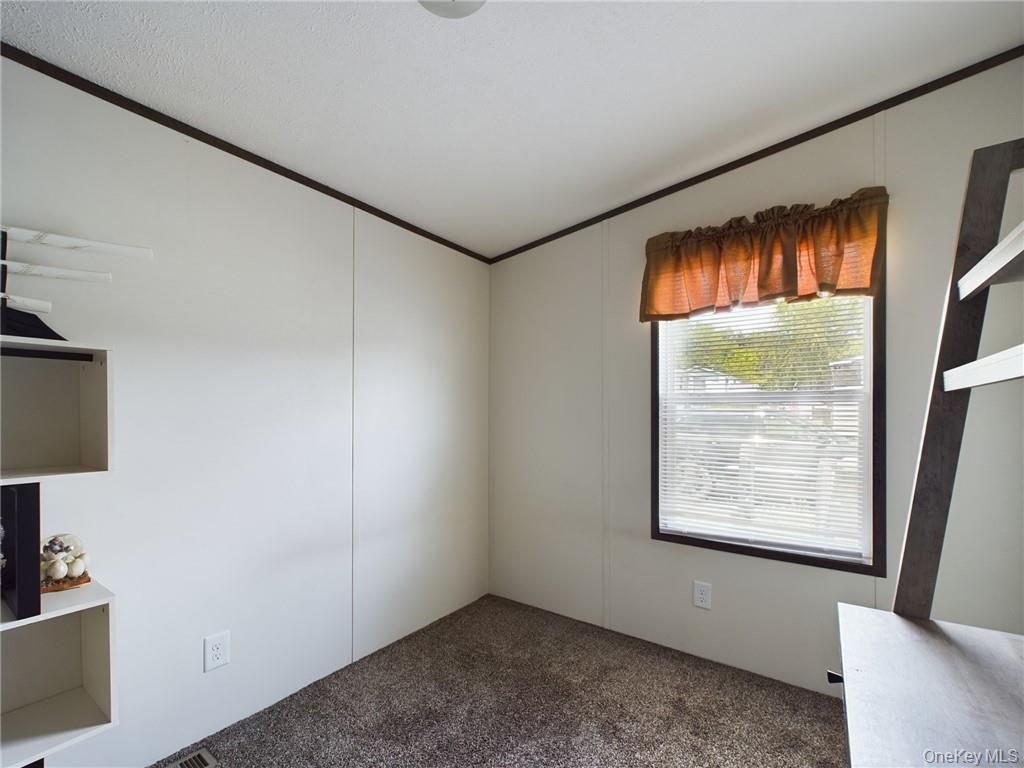 18 Shore Lane – For Sale photo 40