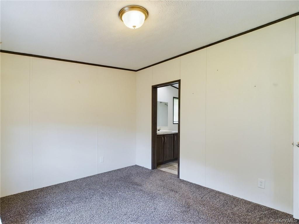 18 Shore Lane – For Sale photo 35