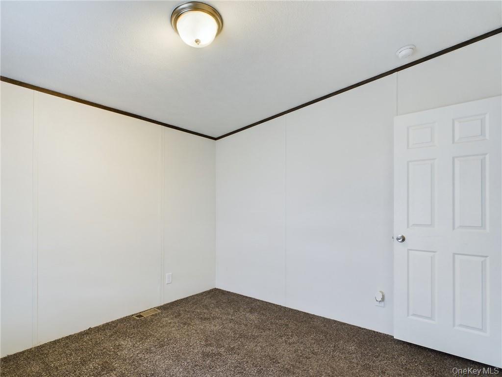 18 Shore Lane – For Sale photo 37