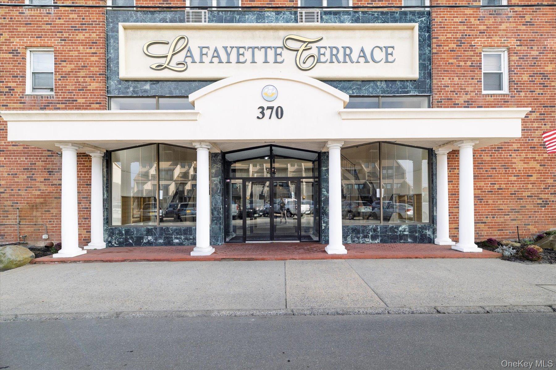 370 W Broadway, Unit 5C