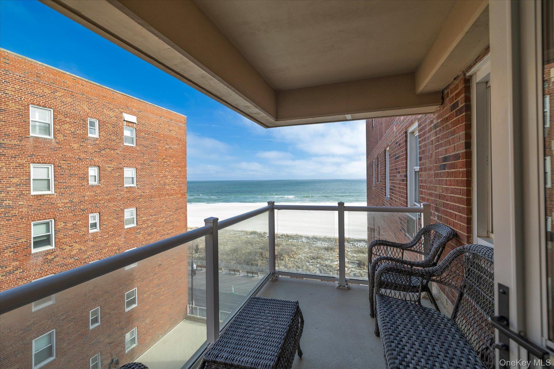 370 W Broadway, Unit 5C photo 14