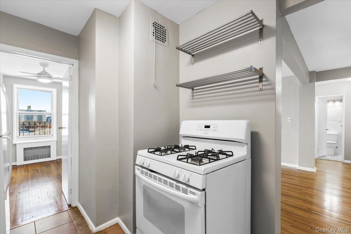 3363 Sedgwick Avenue, Unit 6N photo 14