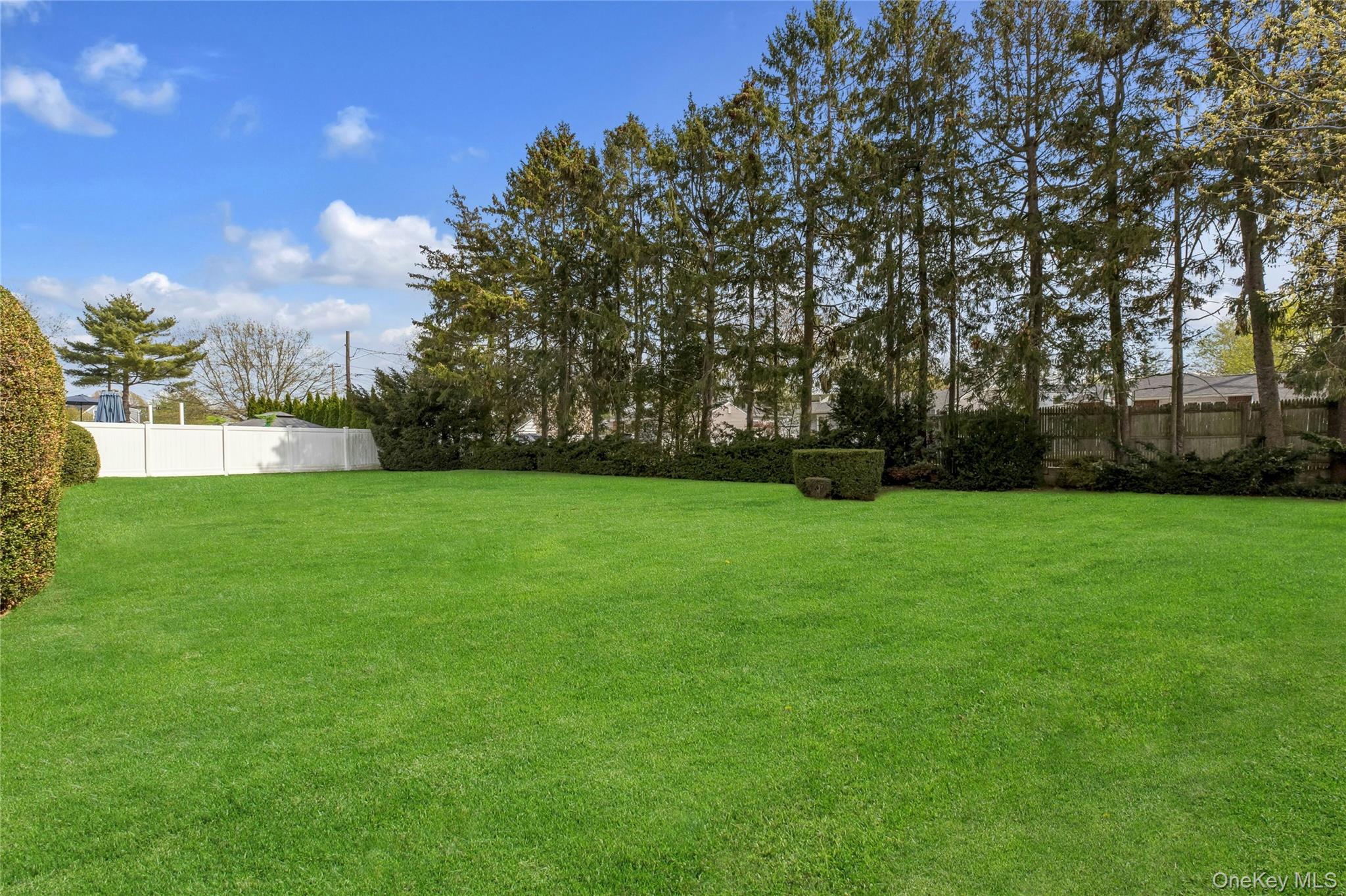 4 Carino Drive – For Sale photo 4