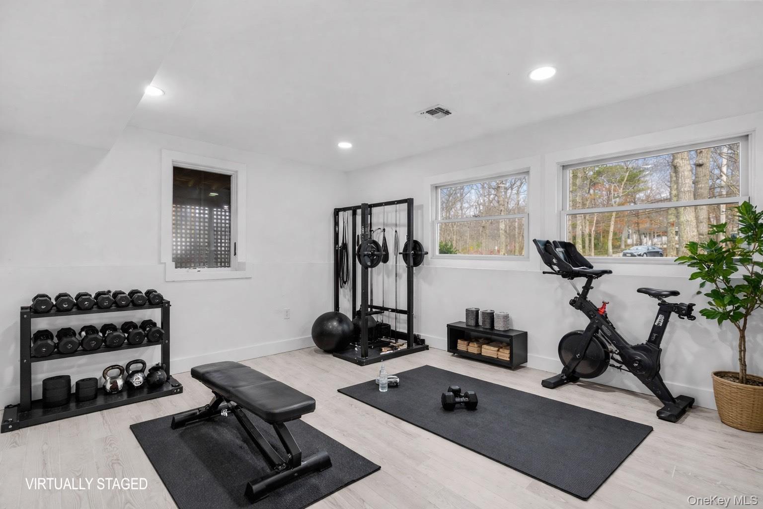 105 Old Riverhead Road W – For Sale photo 14