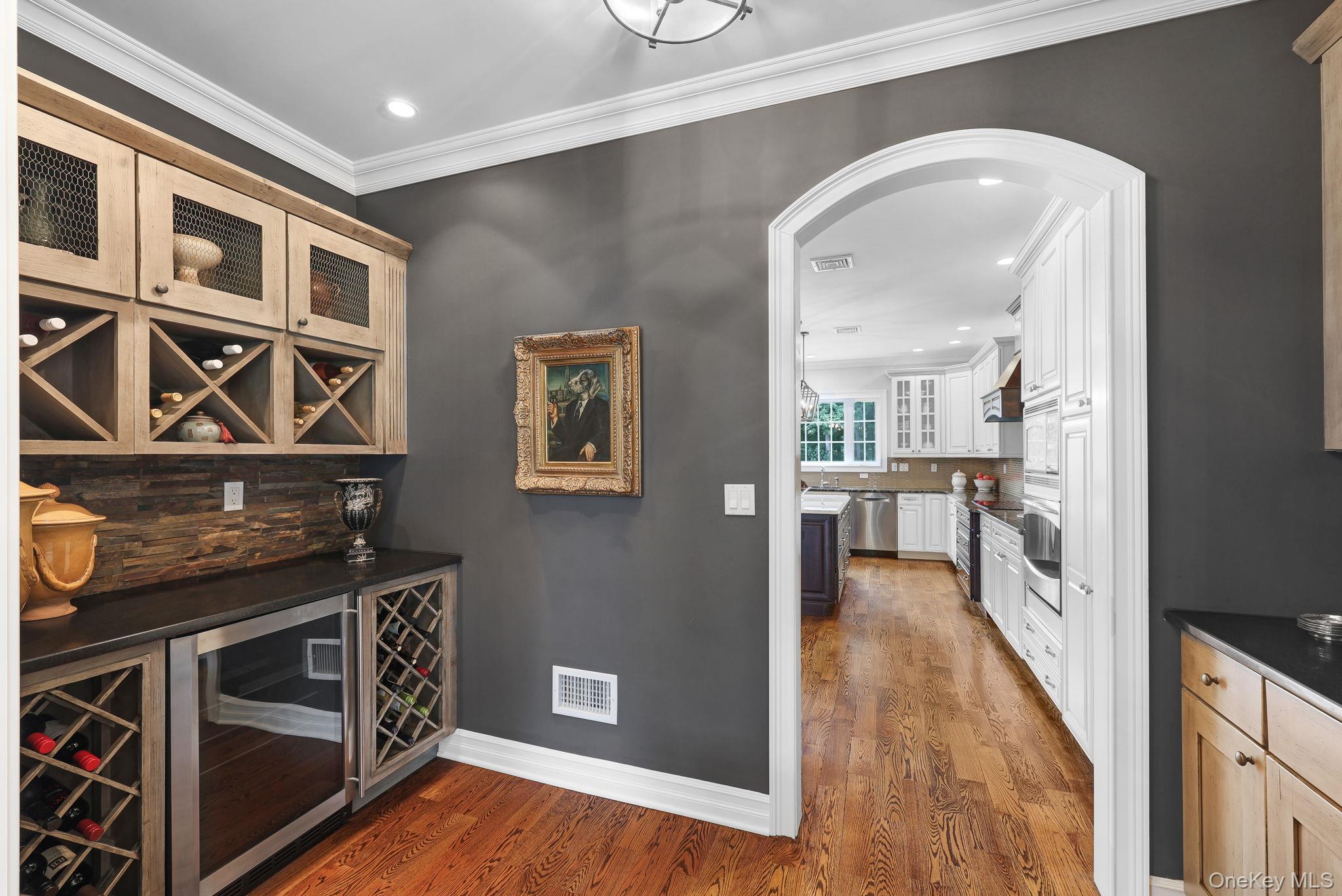 31 Greenwich Avenue – For Sale photo 15