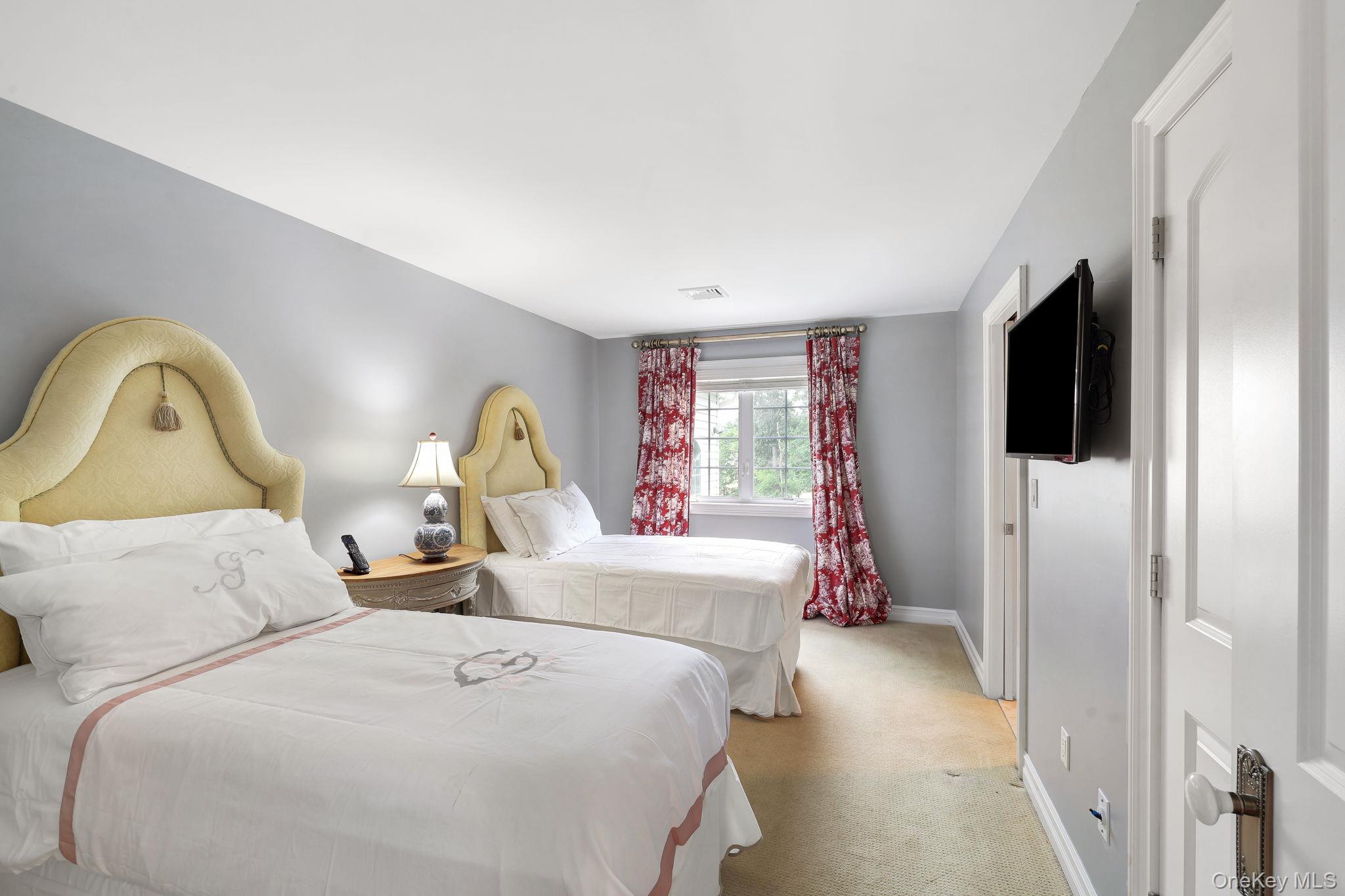 31 Greenwich Avenue – For Sale photo 39