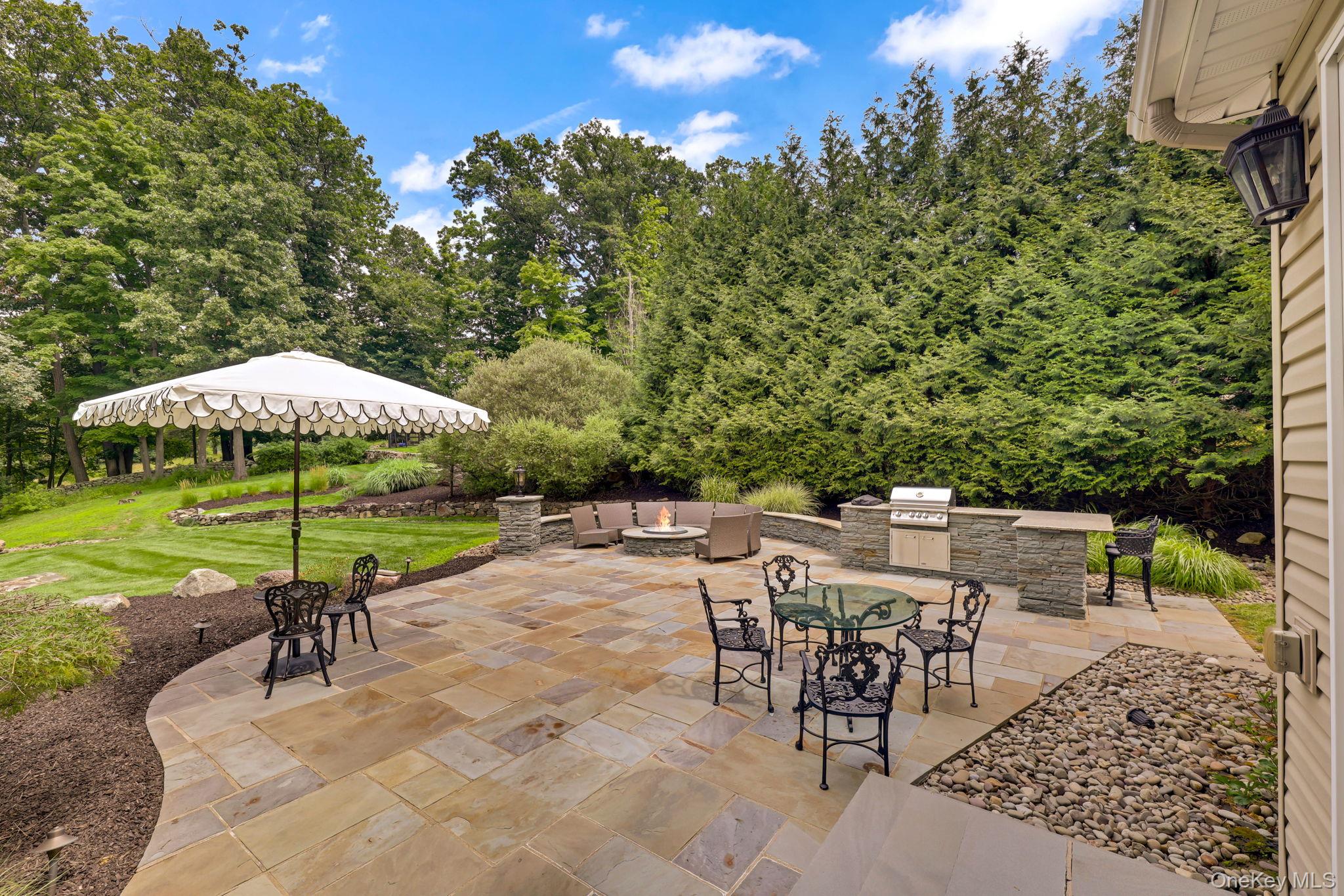 31 Greenwich Avenue – For Sale photo 6