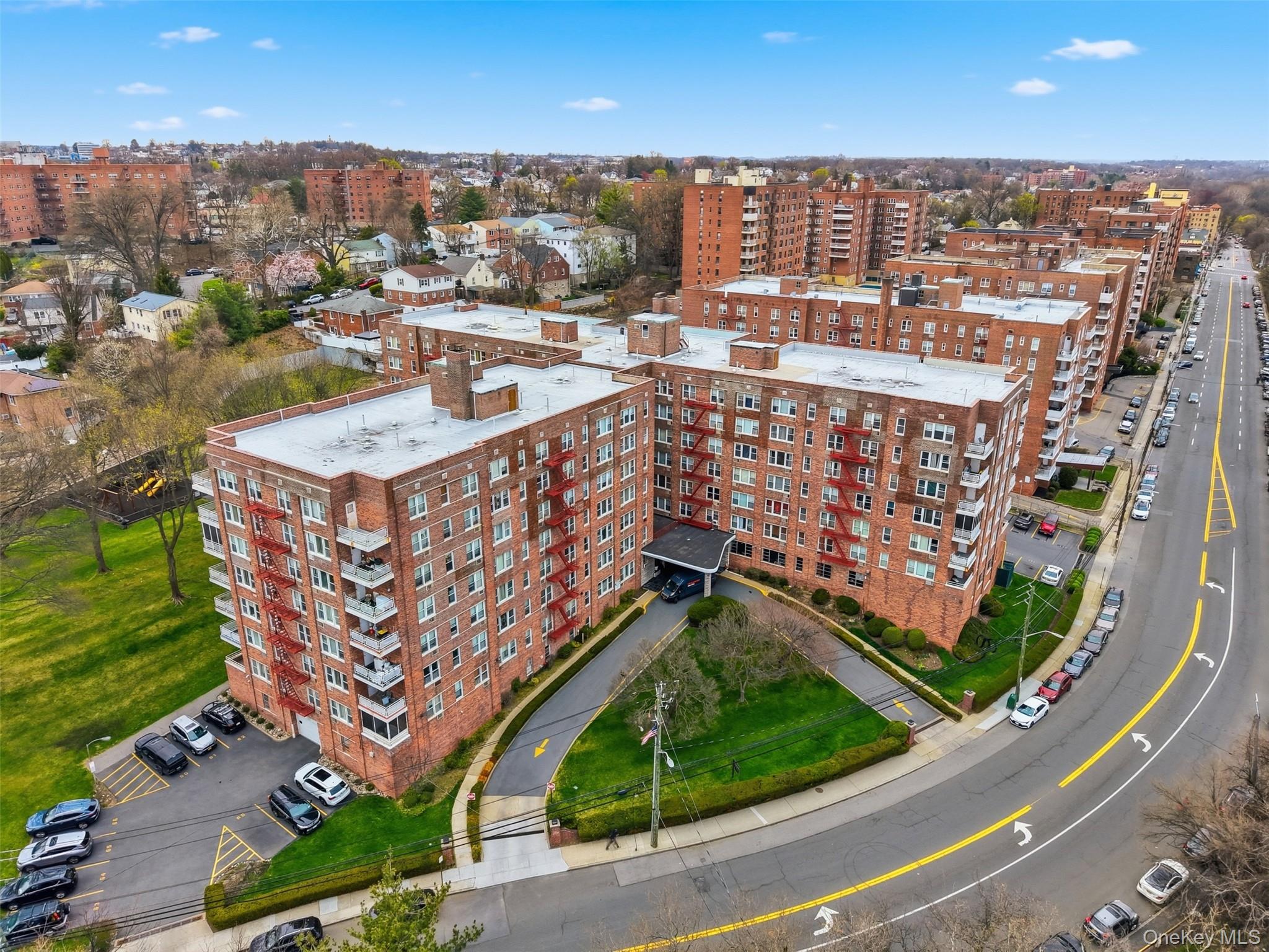 333 Bronx River Road, Unit 616