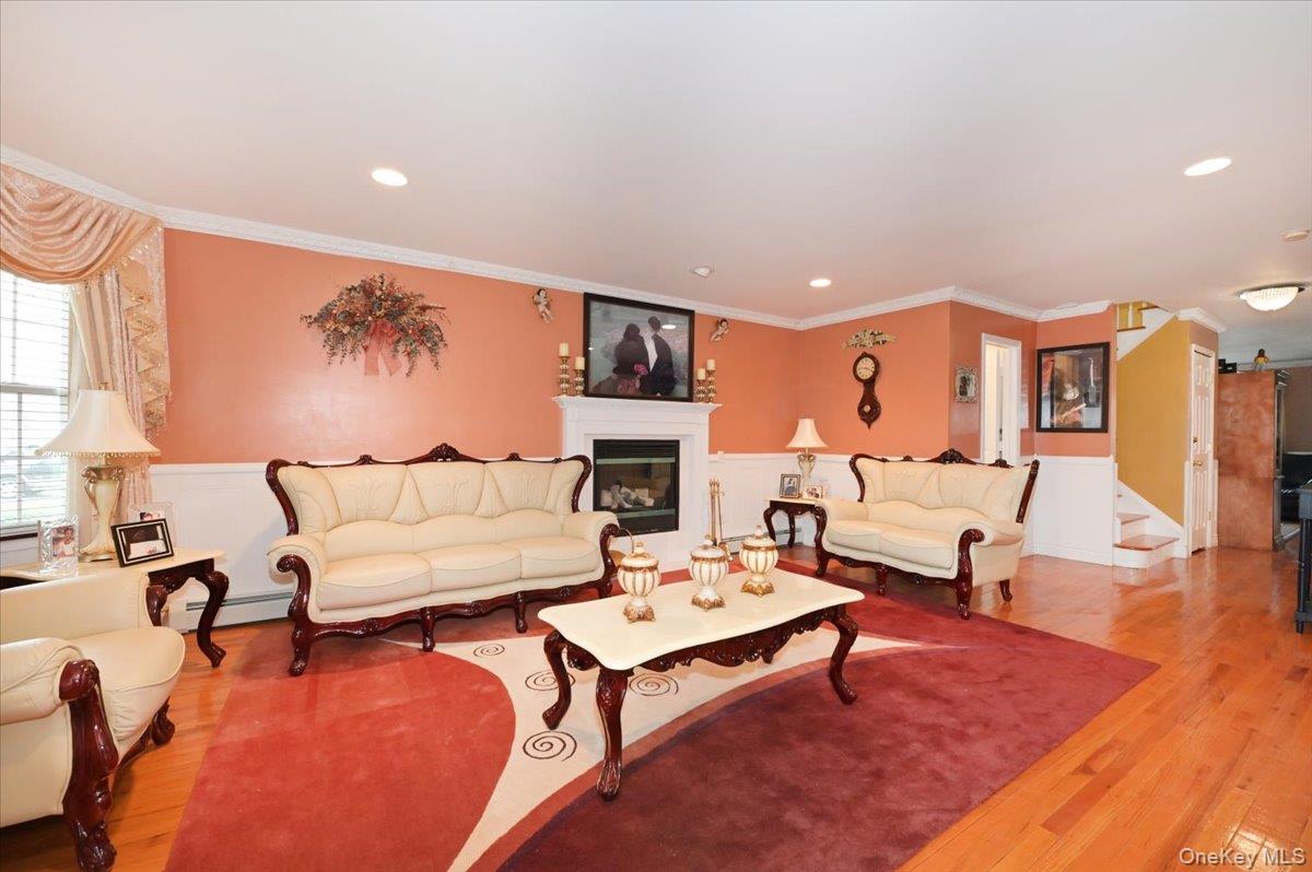 26 Maeder Avenue – For Sale photo 6