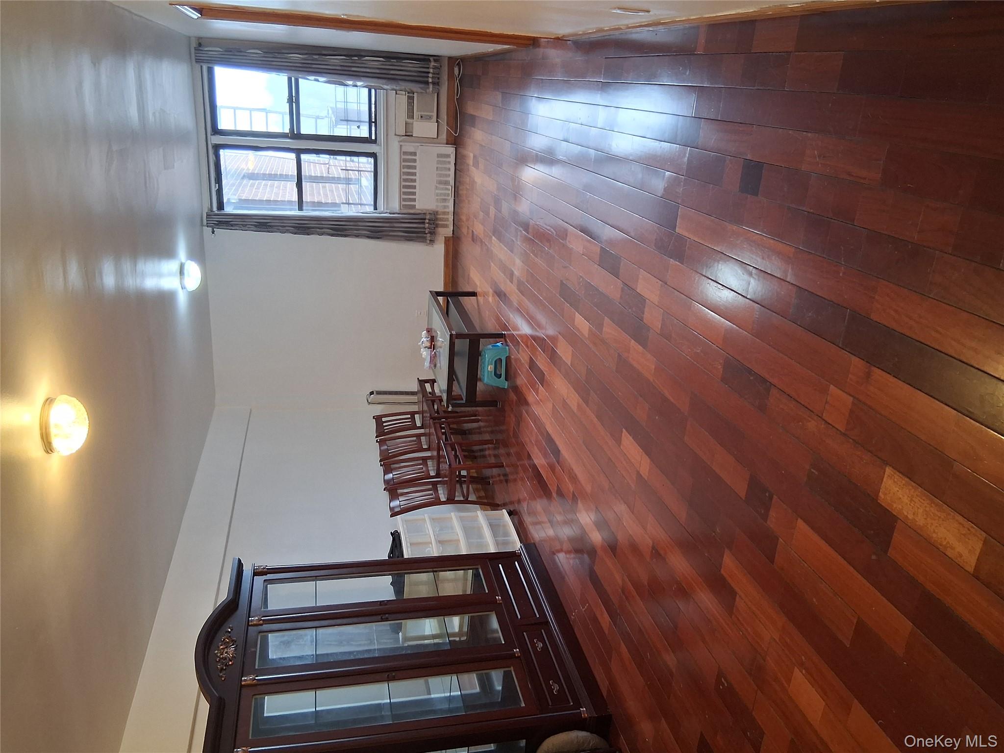 137-40 45th Avenue, Unit 5N photo 5