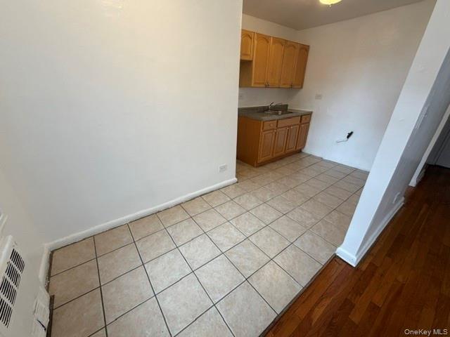 87-20 175 Street St – For Rent photo 7
