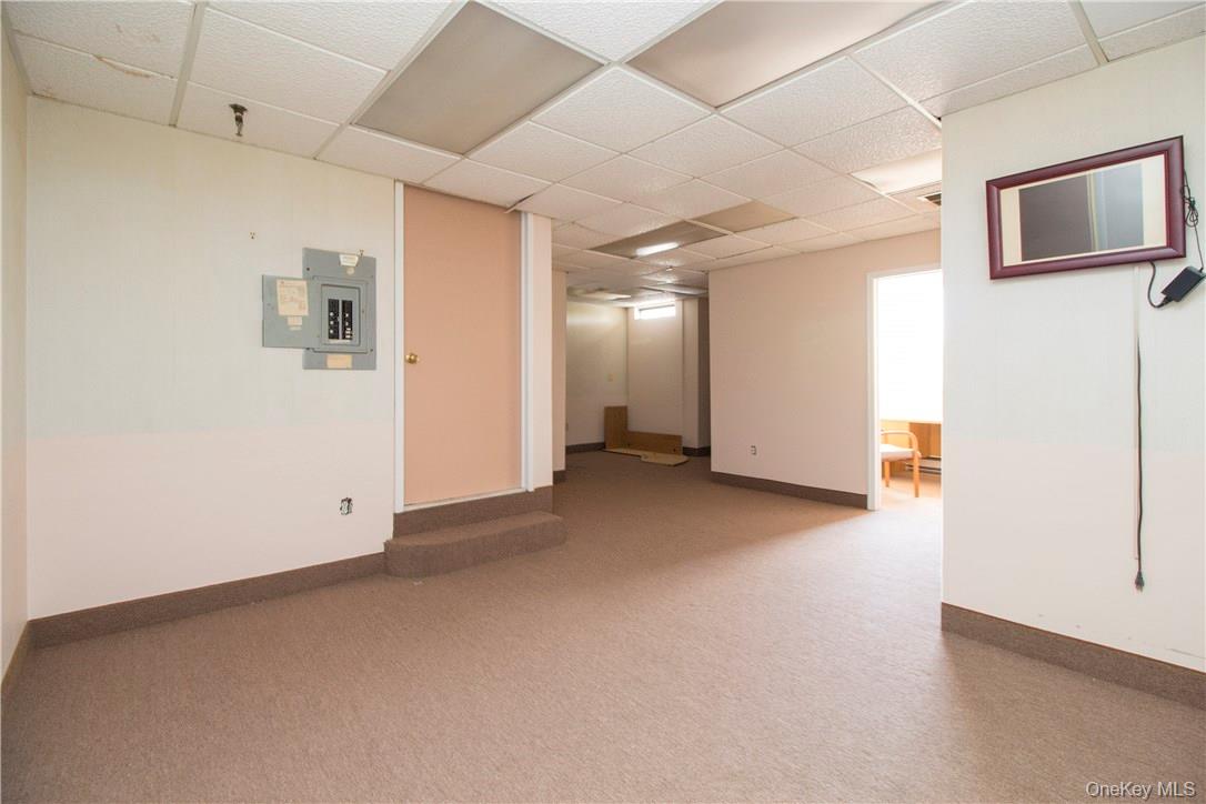 944 N Broadway – For Rent photo 5