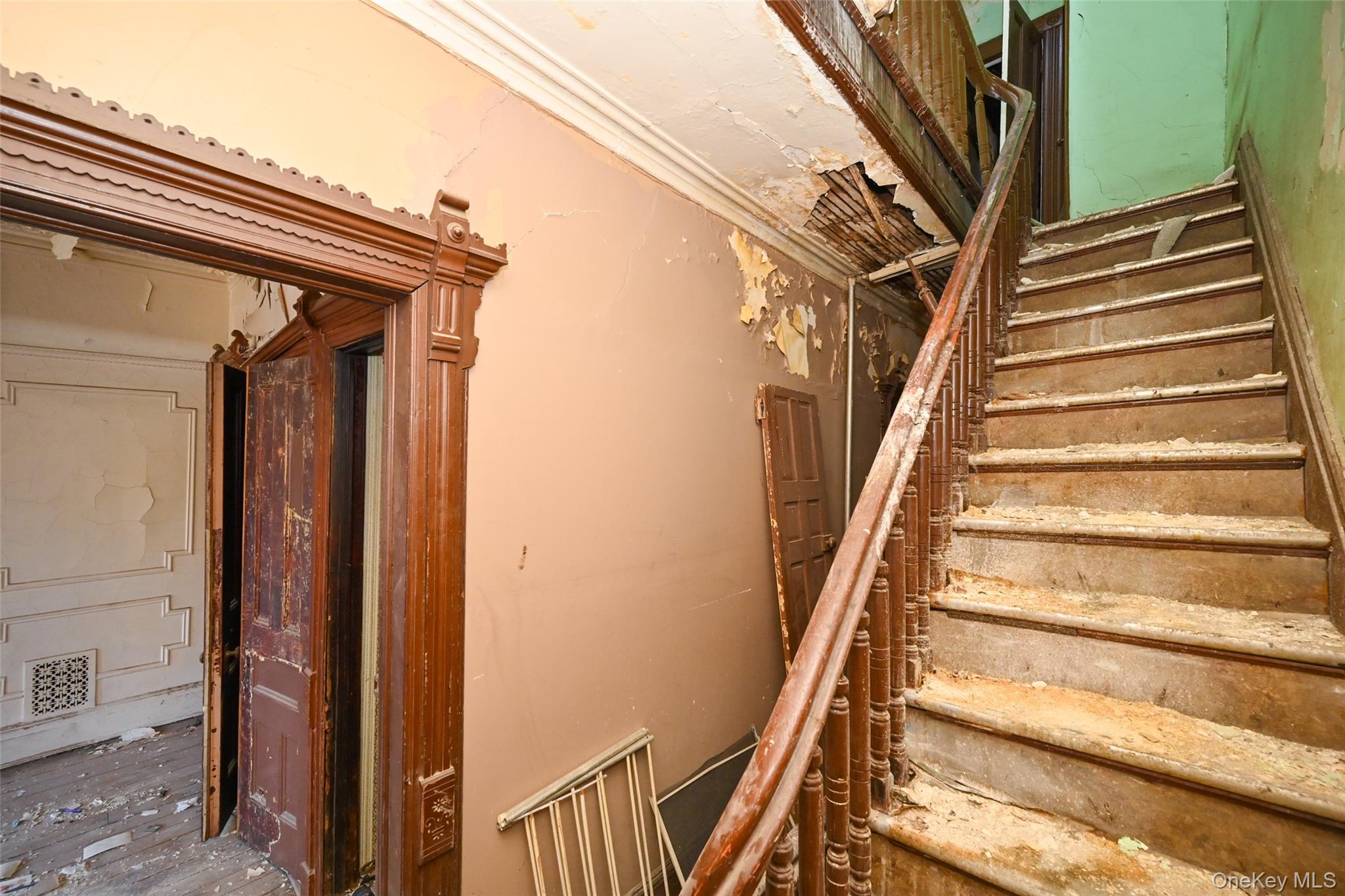 475 Madison Street – For Sale photo 17
