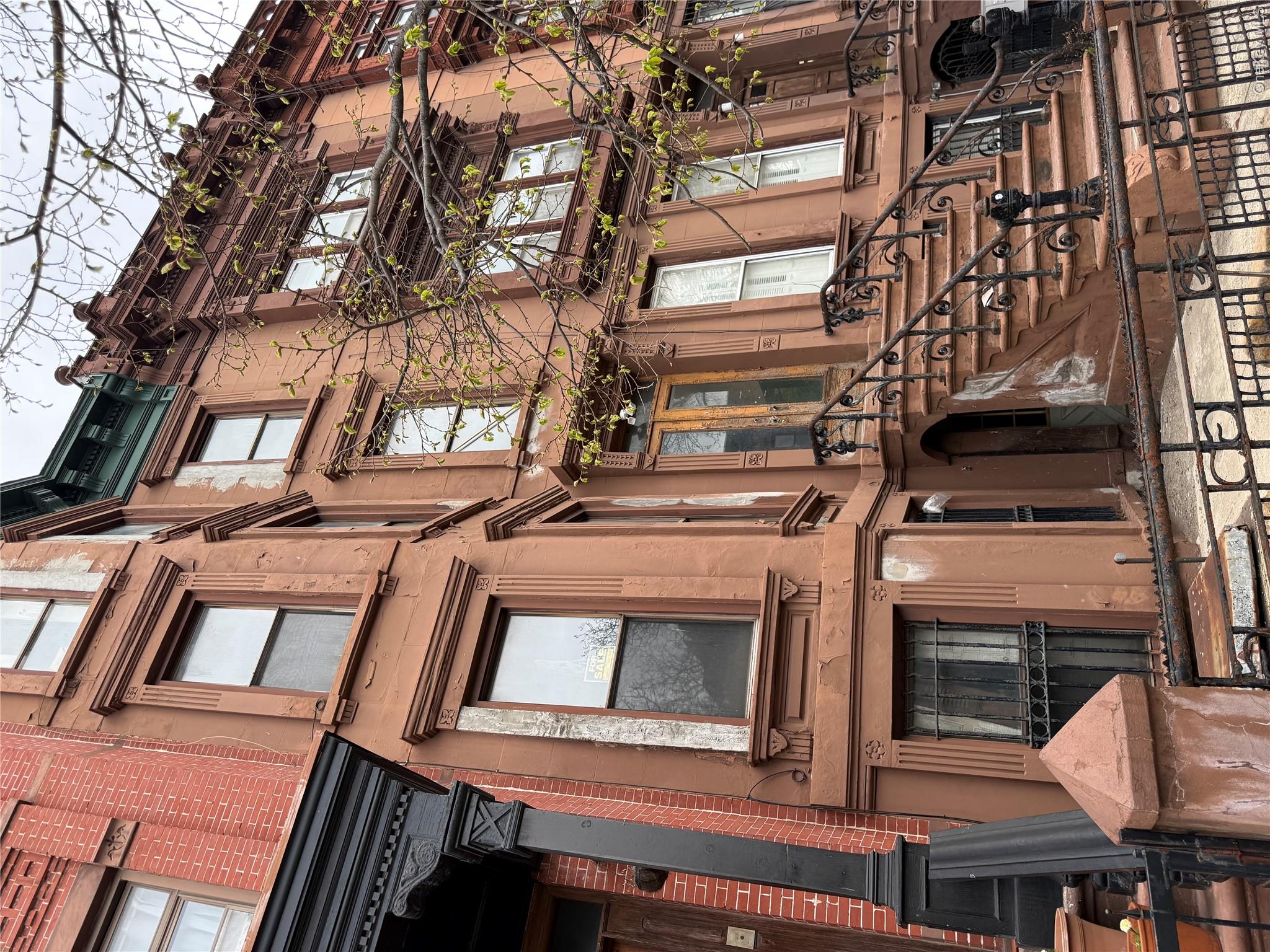 475 Madison Street – For Sale photo 5