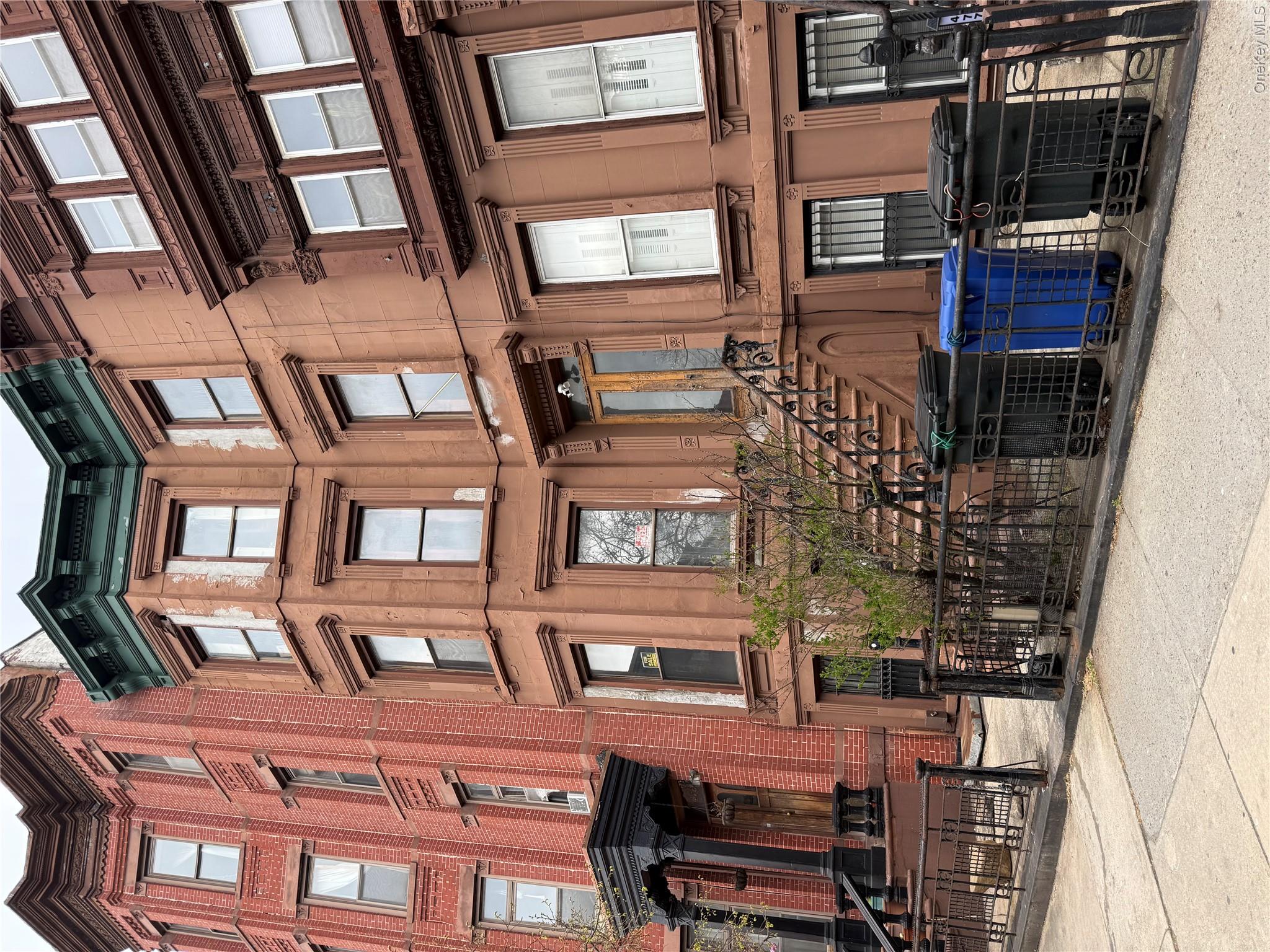 475 Madison Street – For Sale photo 8