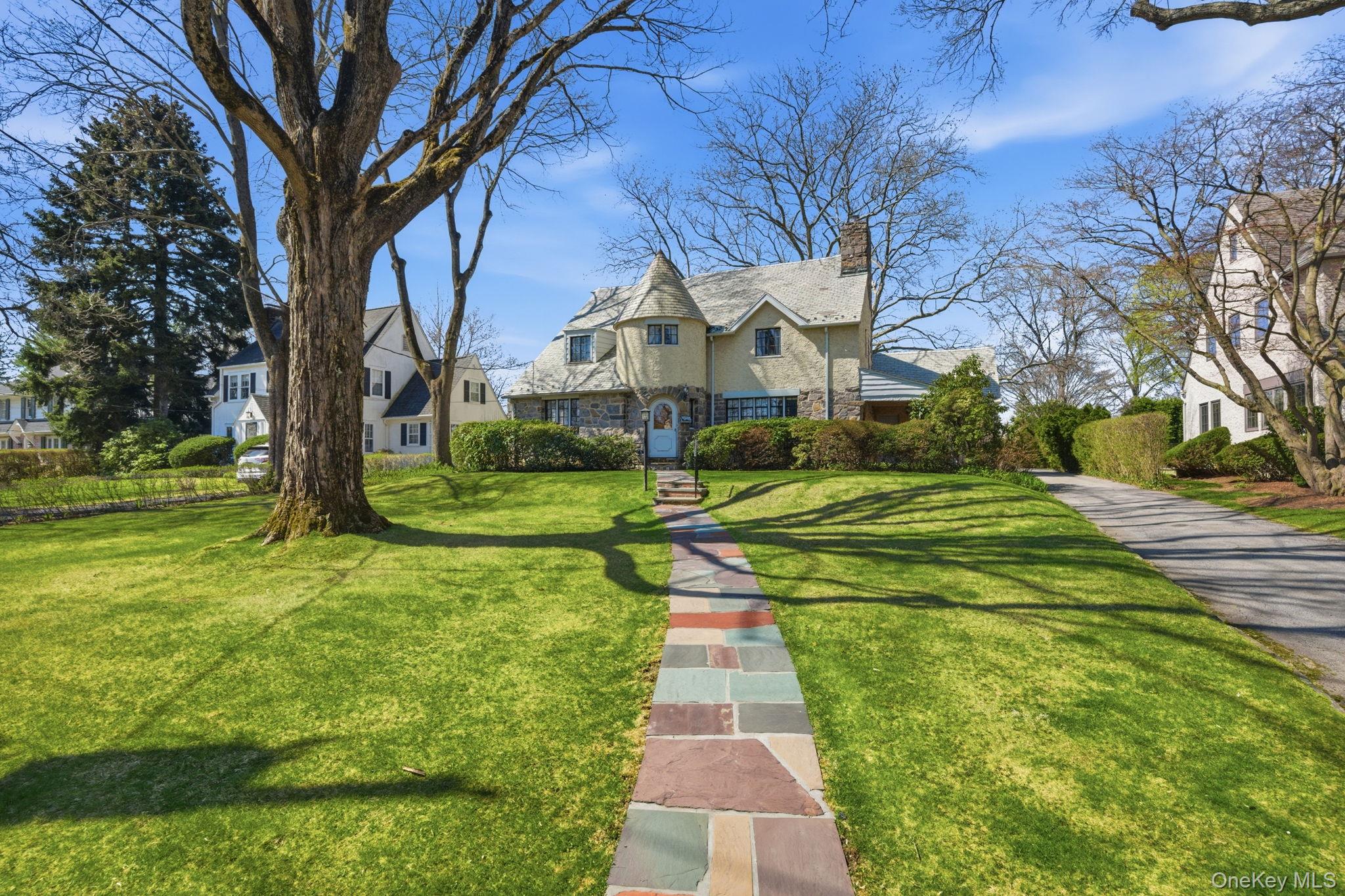 5 Seymour Place – For Rent photo 2