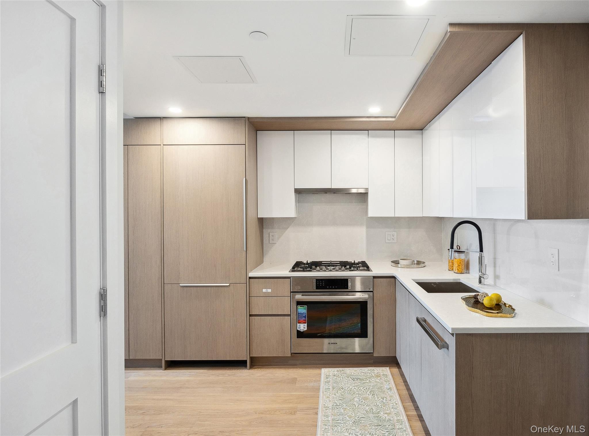 38-20 Parsons Boulevard, Unit 514 photo 8
