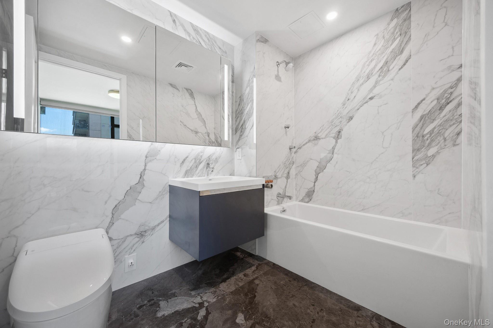 38-20 Parsons Boulevard, Unit 514 photo 15