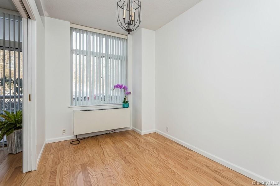 35 N Chatsworth Avenue, Unit 1J photo 16