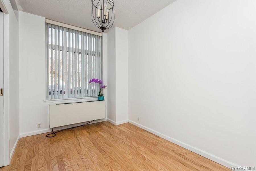 35 N Chatsworth Avenue, Unit 1J photo 14