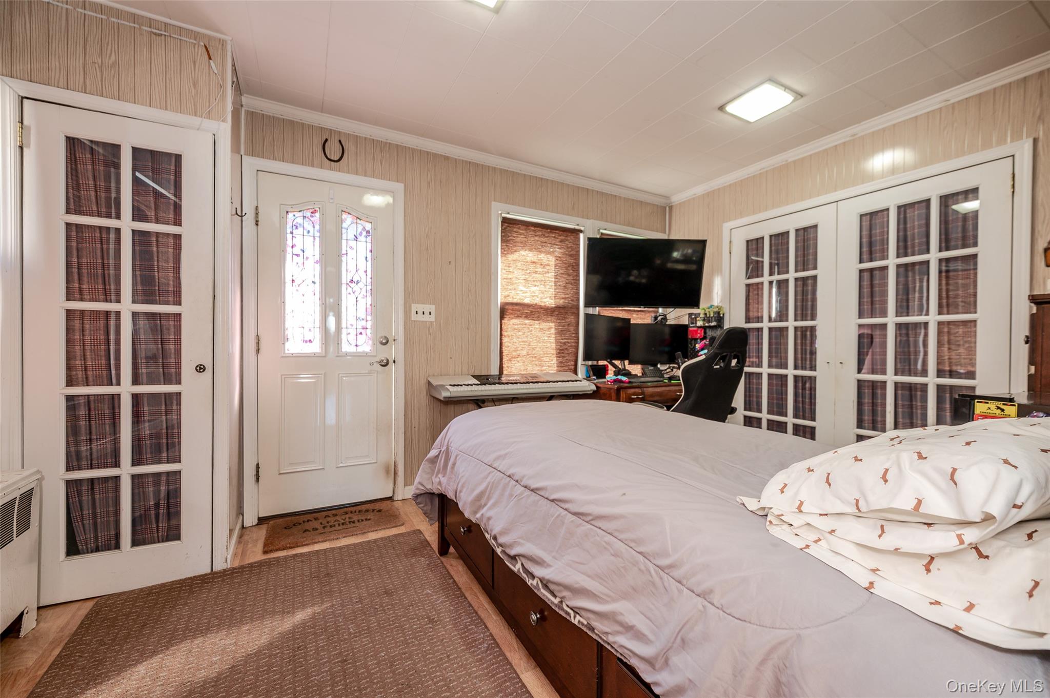 126 Scranton Avenue – For Sale photo 9