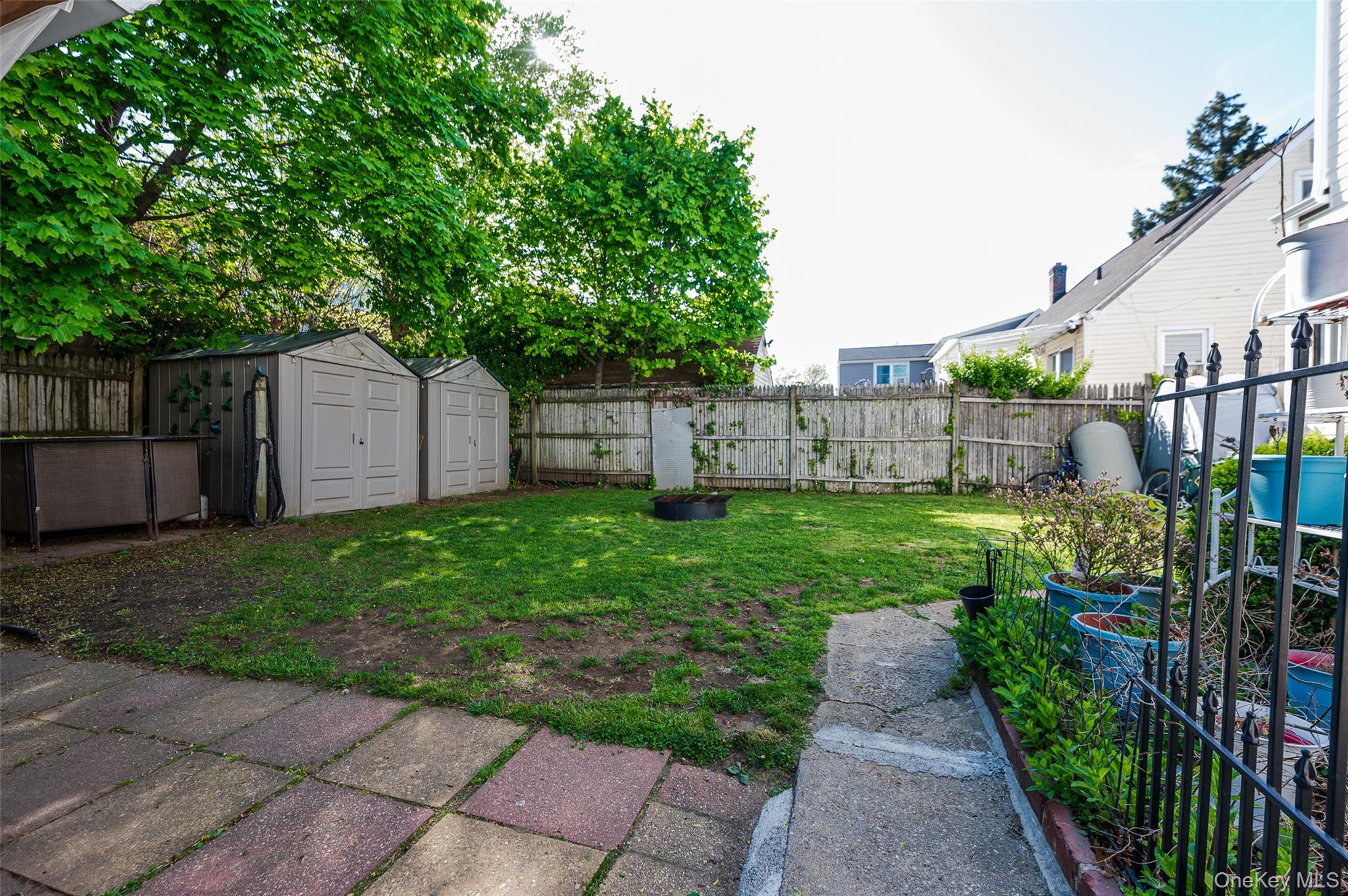 126 Scranton Avenue – For Sale photo 21