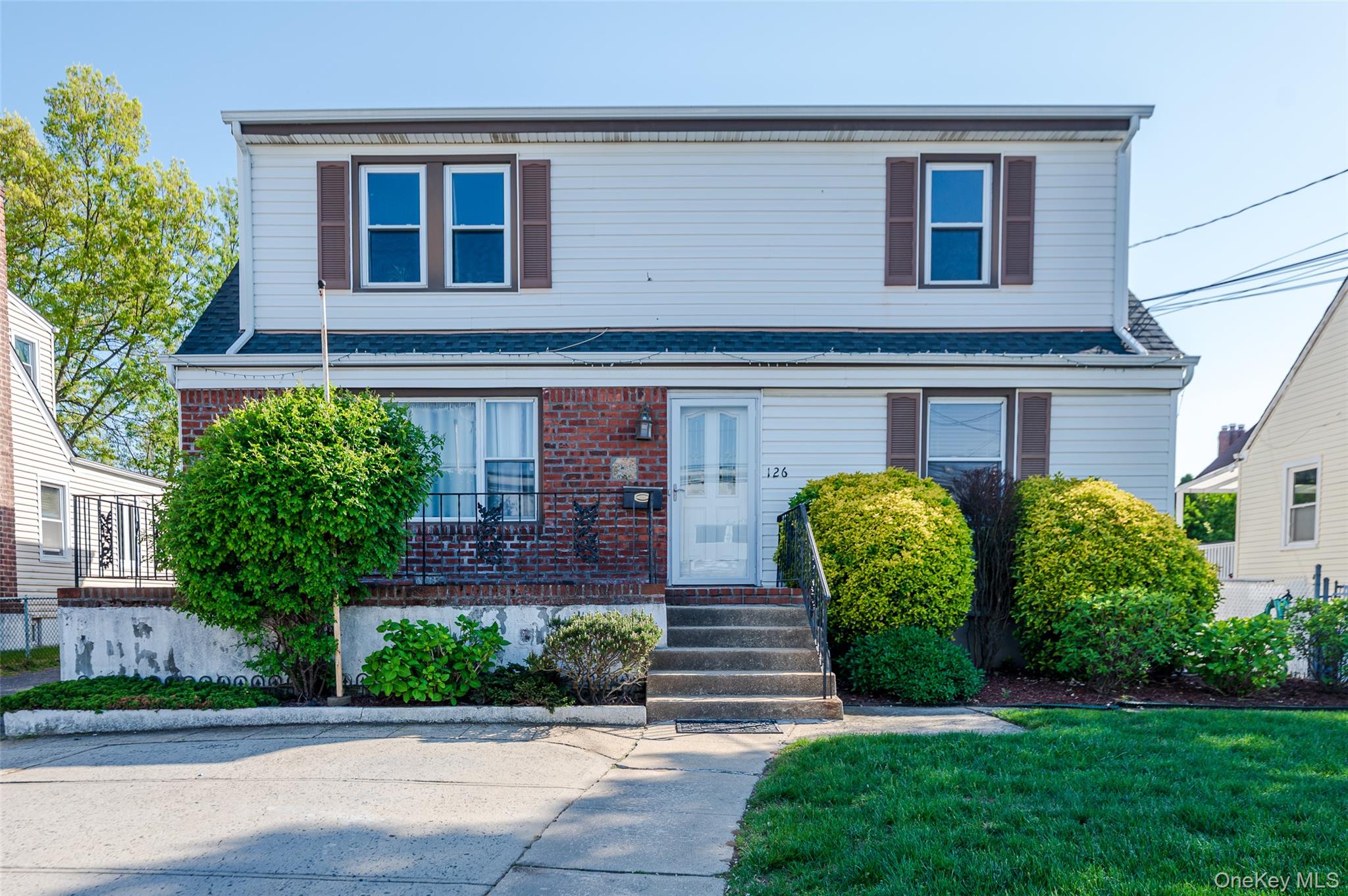 126 Scranton Avenue – For Sale photo 23