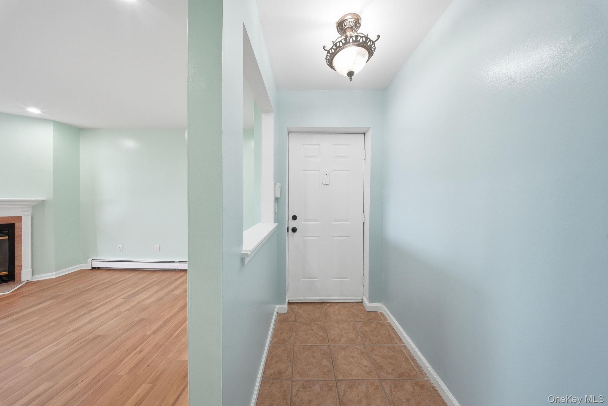 18 Lexington Hill, Unit 8 photo 3