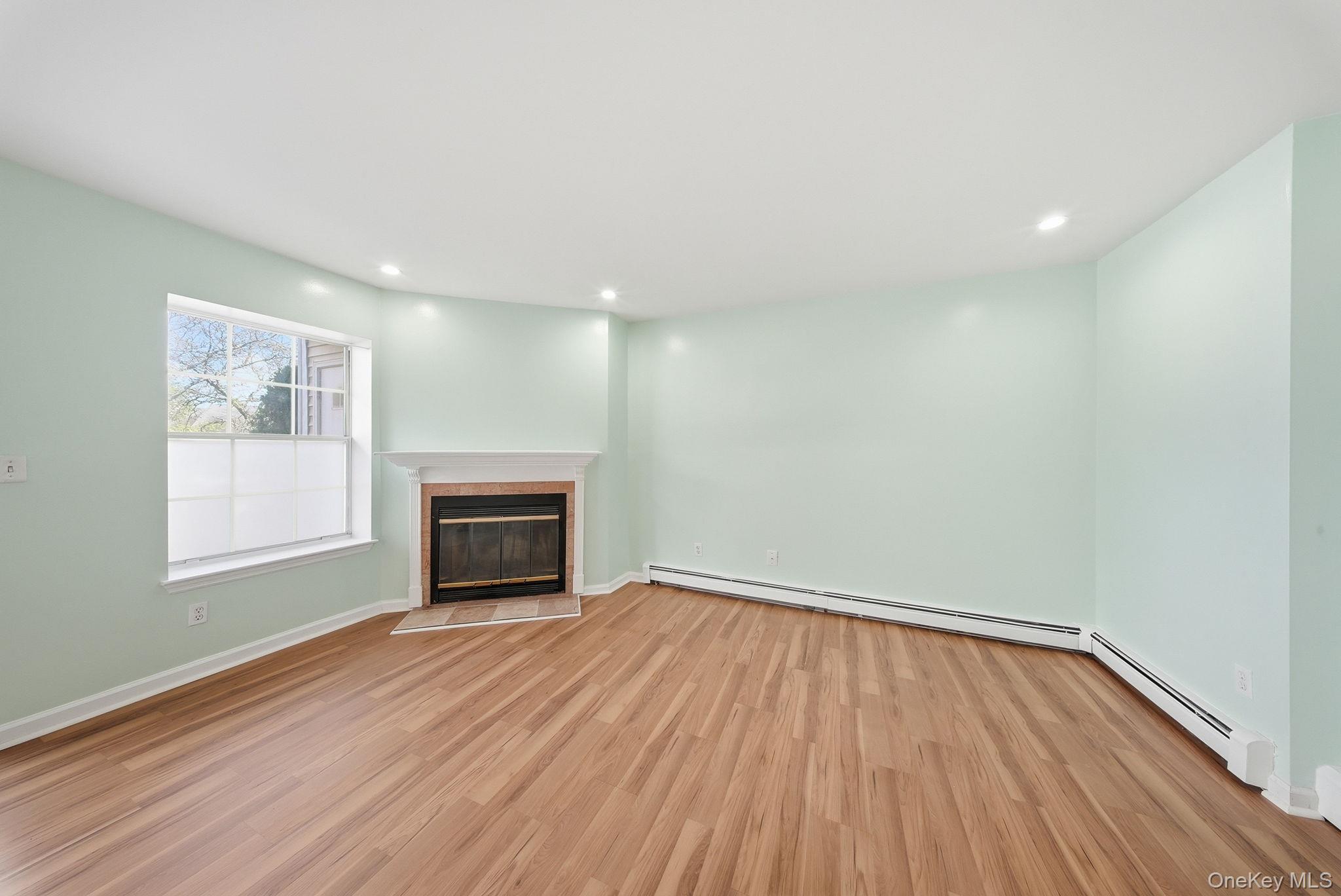 18 Lexington Hill, Unit 8 photo 4