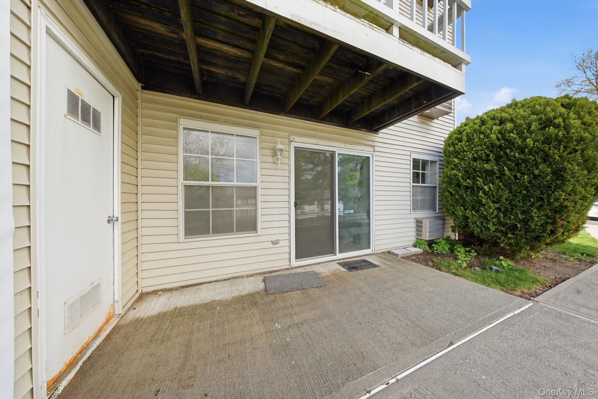 18 Lexington Hill, Unit 8 photo 19