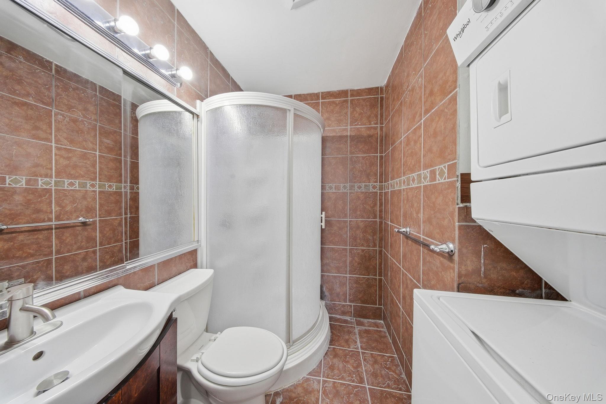 18 Lexington Hill, Unit 8 photo 12