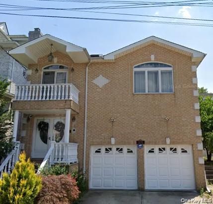 154-60 Riverside Drive – For Sale