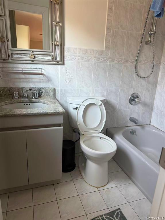 154-60 Riverside Drive – For Sale photo 11